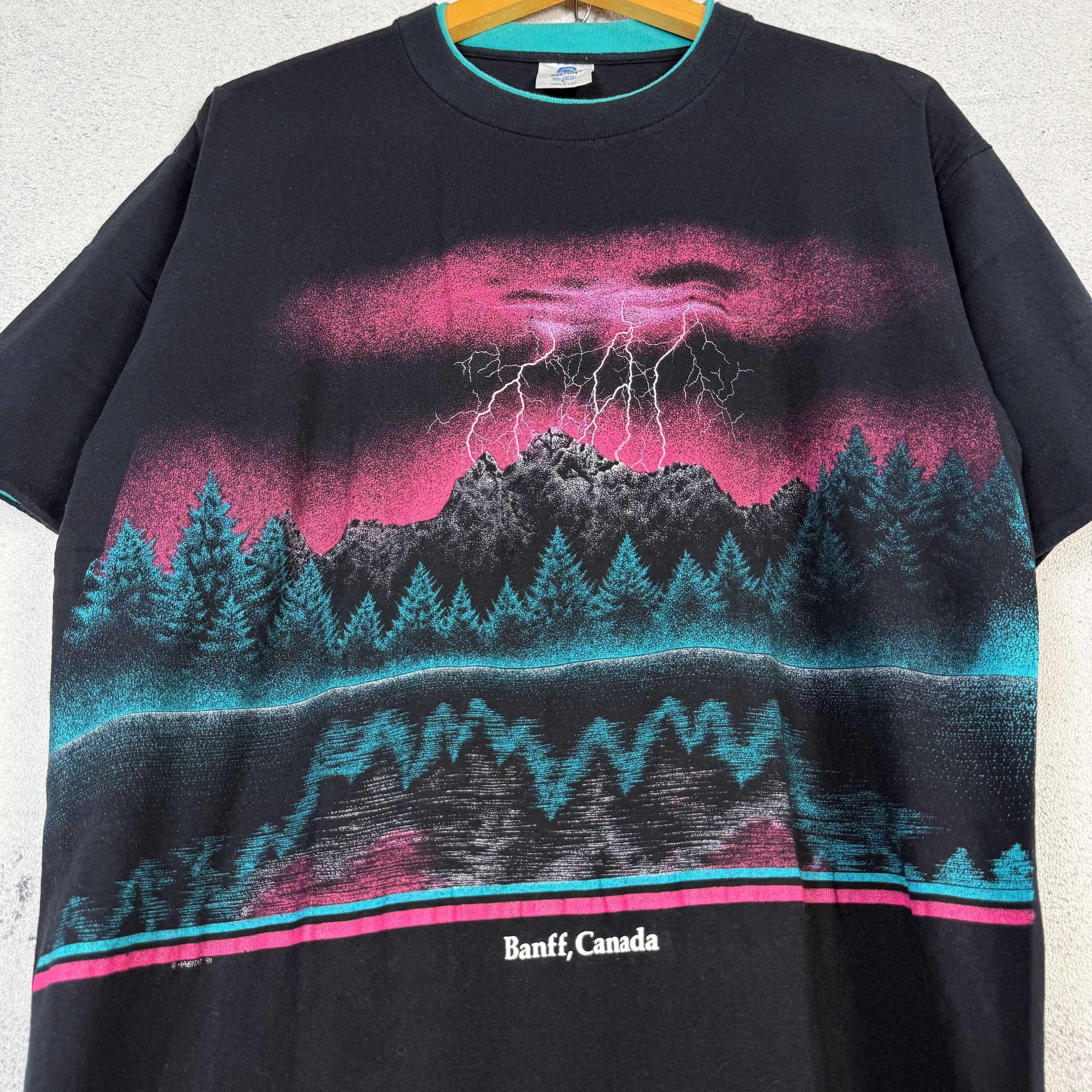 Vintage Vintage Lightning Mountain Habitat Tshirt Size US L / EU 52-54 / 3 - 2 Thumbnail
