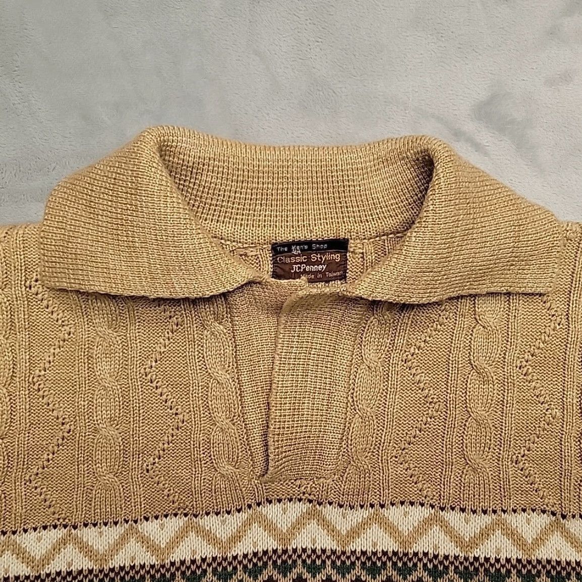 JCPenney VINTAGE JCPenney Sweater Mens M Tan Cable-Knit Fair Isle Outdoors Retro Preppy Men’s M Brown Casual V-Neck Knit Pullover Size US M / EU 48-50 / 2 - 3 Thumbnail