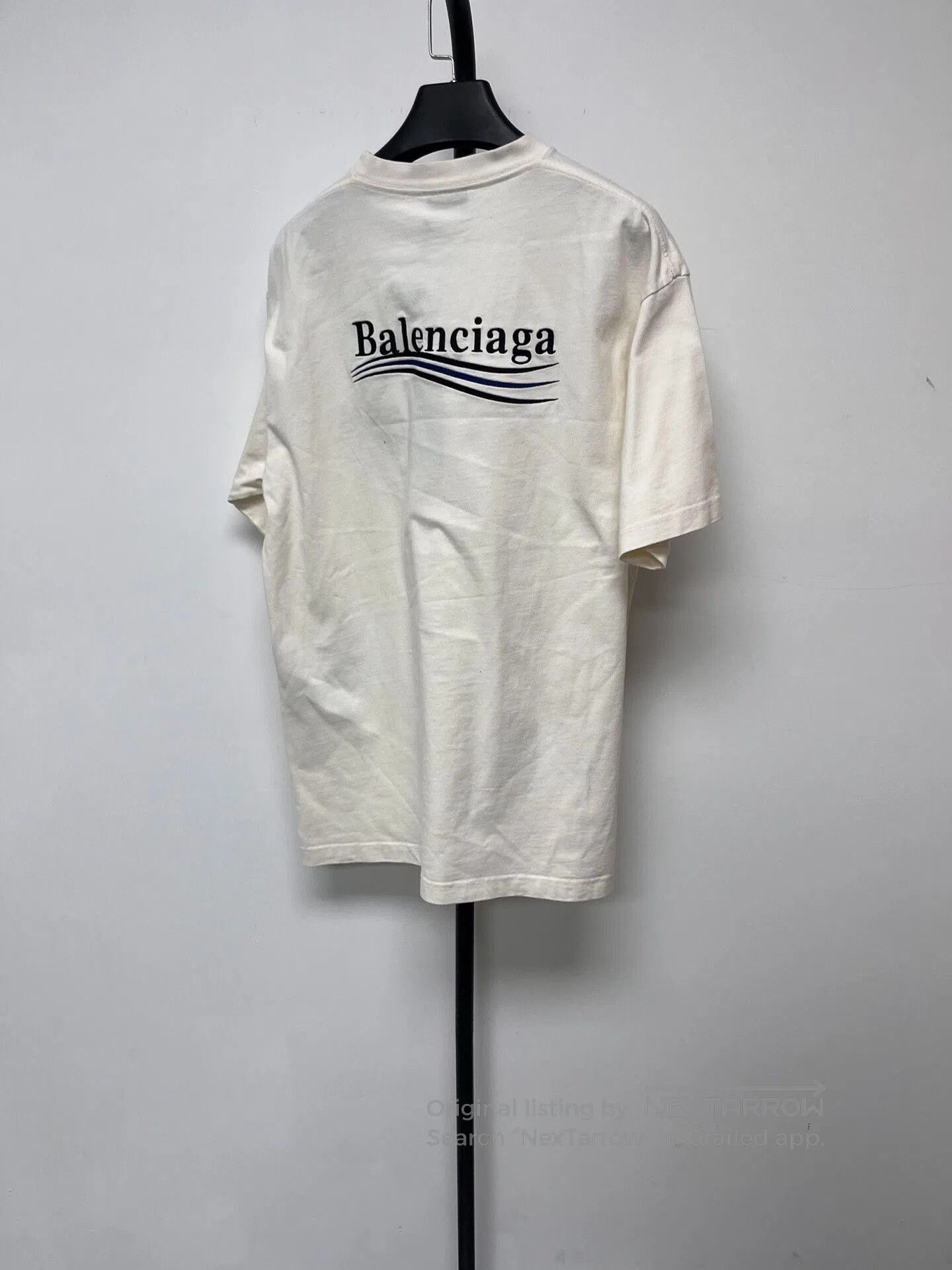 Balenciaga balenciaga beige graphic short sleeve t. Size US XXS / EU 40 - 2 Thumbnail