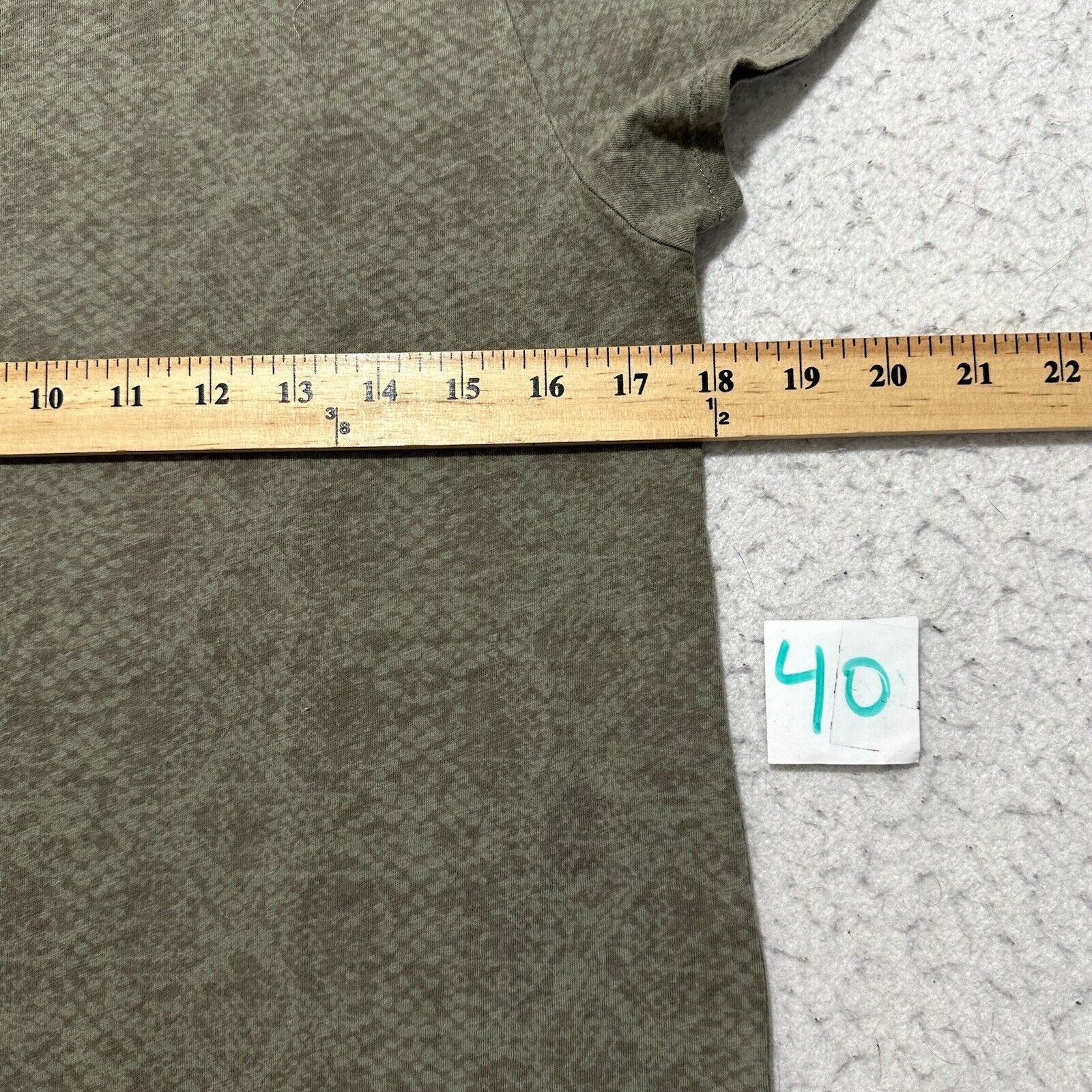 Athleta Athleta Small Green Crewneck Pullover T Shirt Snakeskin Size S / US 4 / IT 40 - 8 Thumbnail