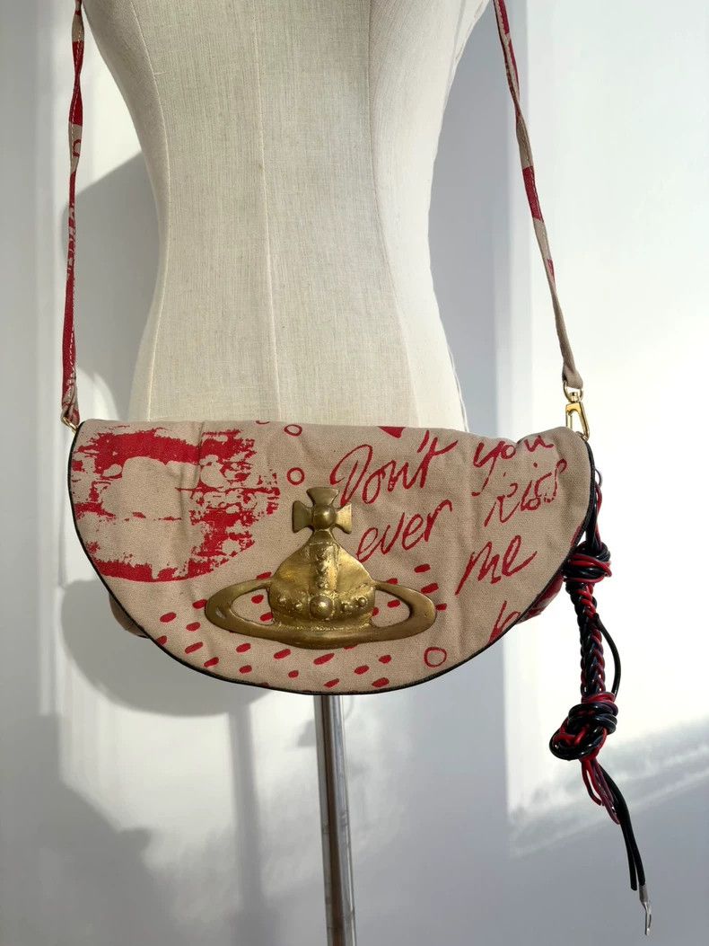Vivienne Westwood Vivienne Westwood size os African series of large Saturn ca Size ONE SIZE - 1 Thumbnail