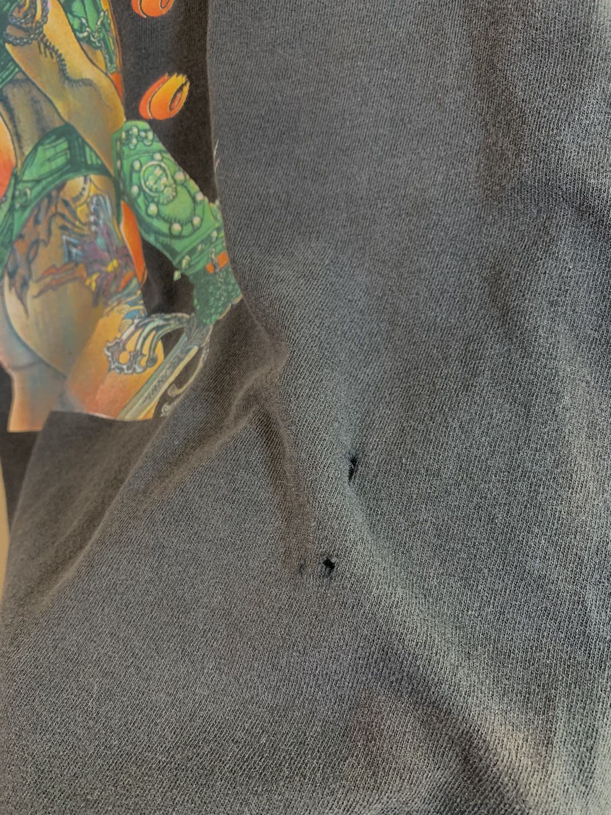 Vintage *RARE* Vintage 90s Tattoo Pinup Single Stitch USA-Made Shirt Size US XL / EU 56 / 4 - 9 Thumbnail