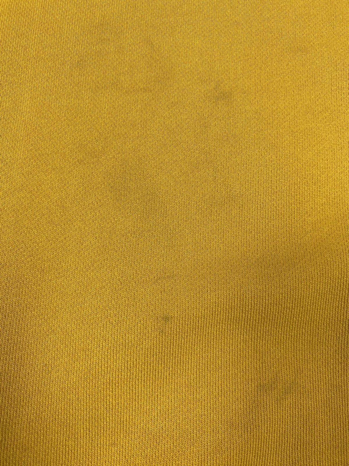 Fred Perry Fred Perry Embroidered Center Logo Distressed Sweatshirt Size US M / EU 48-50 / 2 - 8 Thumbnail