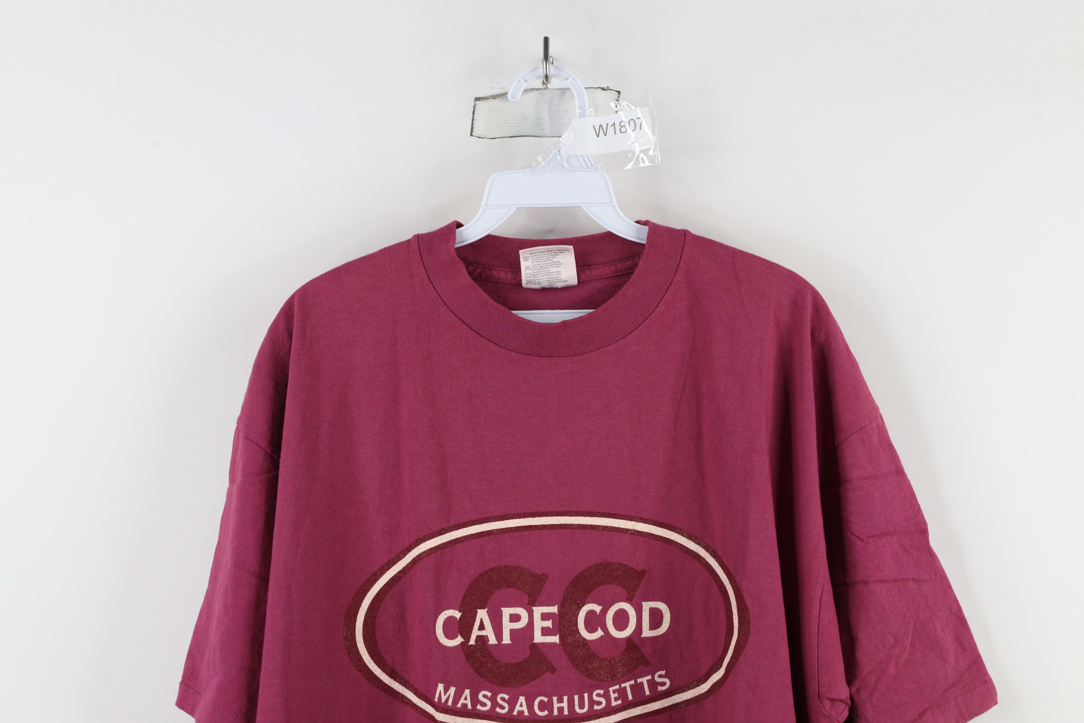 Vintage Vintage 90s Streetwear Cod Massachusetts T-Shirt Pink Size US XL / EU 56 / 4 - 2 Thumbnail