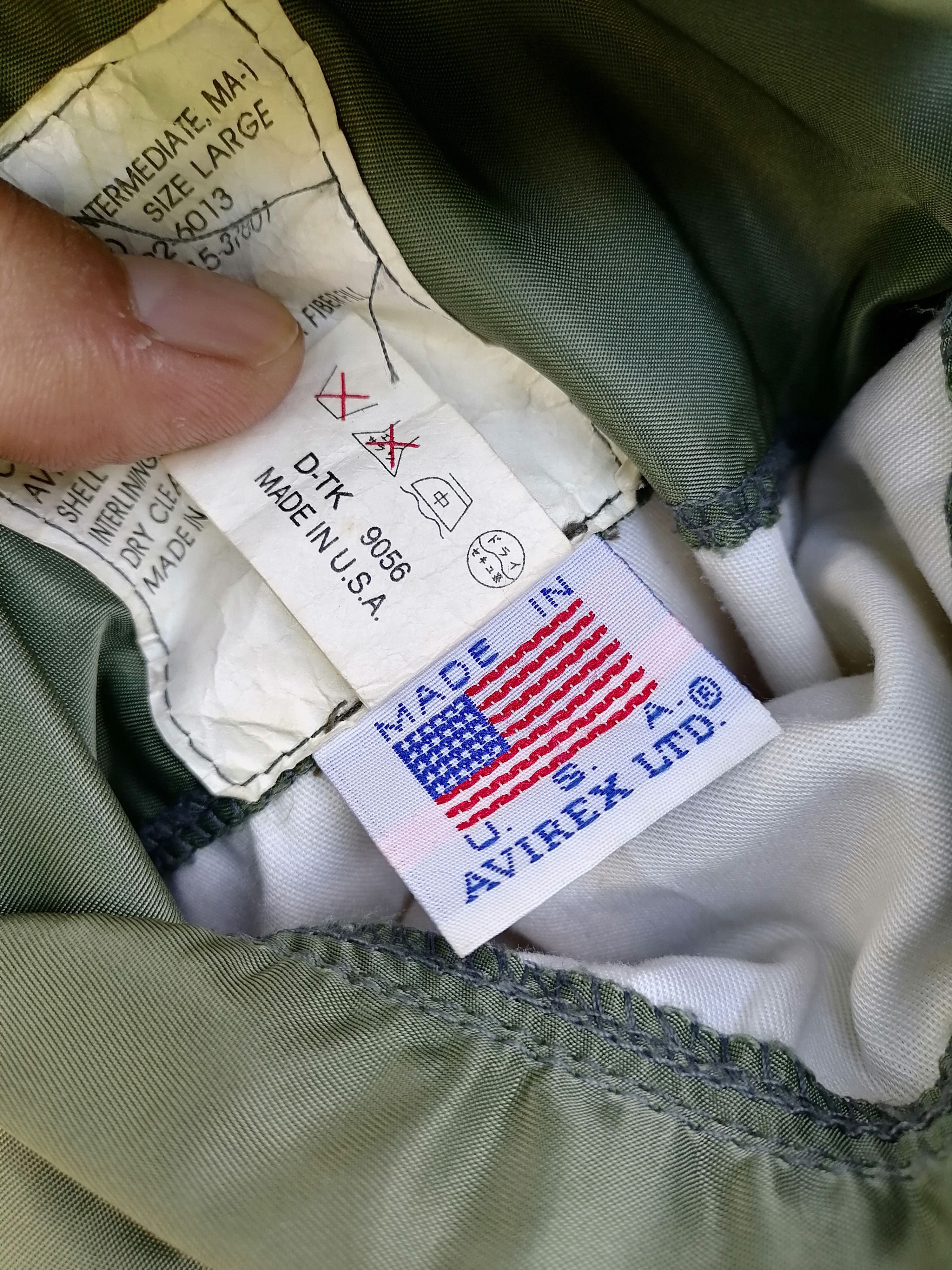 Avirex × Vintage Vintage Avirex Usa MA-1 Sun Faded Bomber Jackets Size US L / EU 52-54 / 3 - 8 Thumbnail