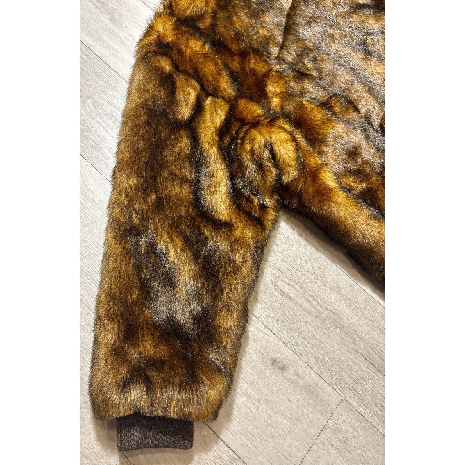 Other VTG Faux Fur Jacket 2XL Hooded Fox Pattern Bomber Oversized Size US XXL / EU 58 / 5 - 17 Thumbnail