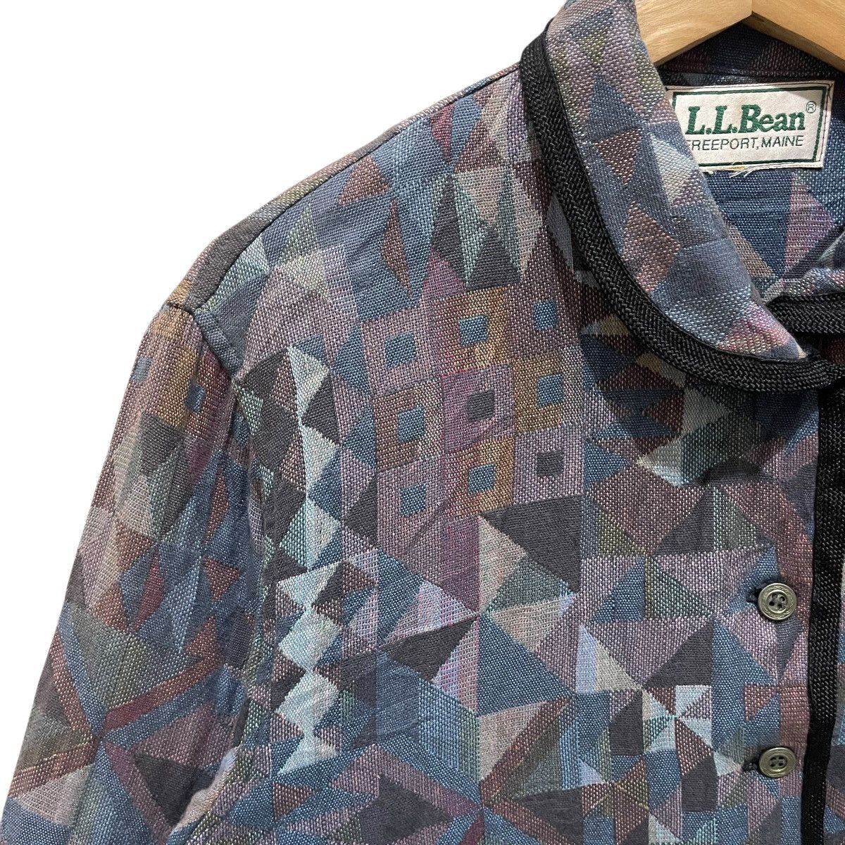 L.L. Bean × Vintage Vintage LL Bean Aztec Design Button Cropped Jacket Size M / US 6-8 / IT 42-44 - 4 Thumbnail