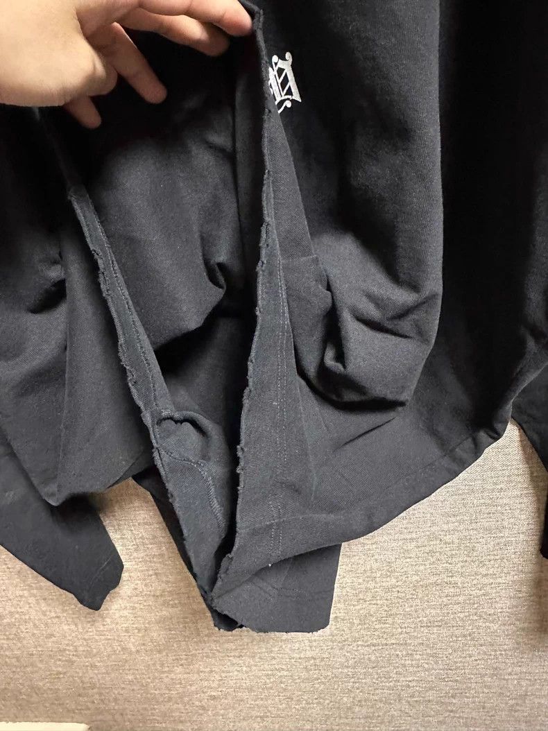Balenciaga Balenciaga Sanskrit God's Eye Distressed High Neck Long Sl Size US S / EU 44-46 / 1 - 4 Thumbnail