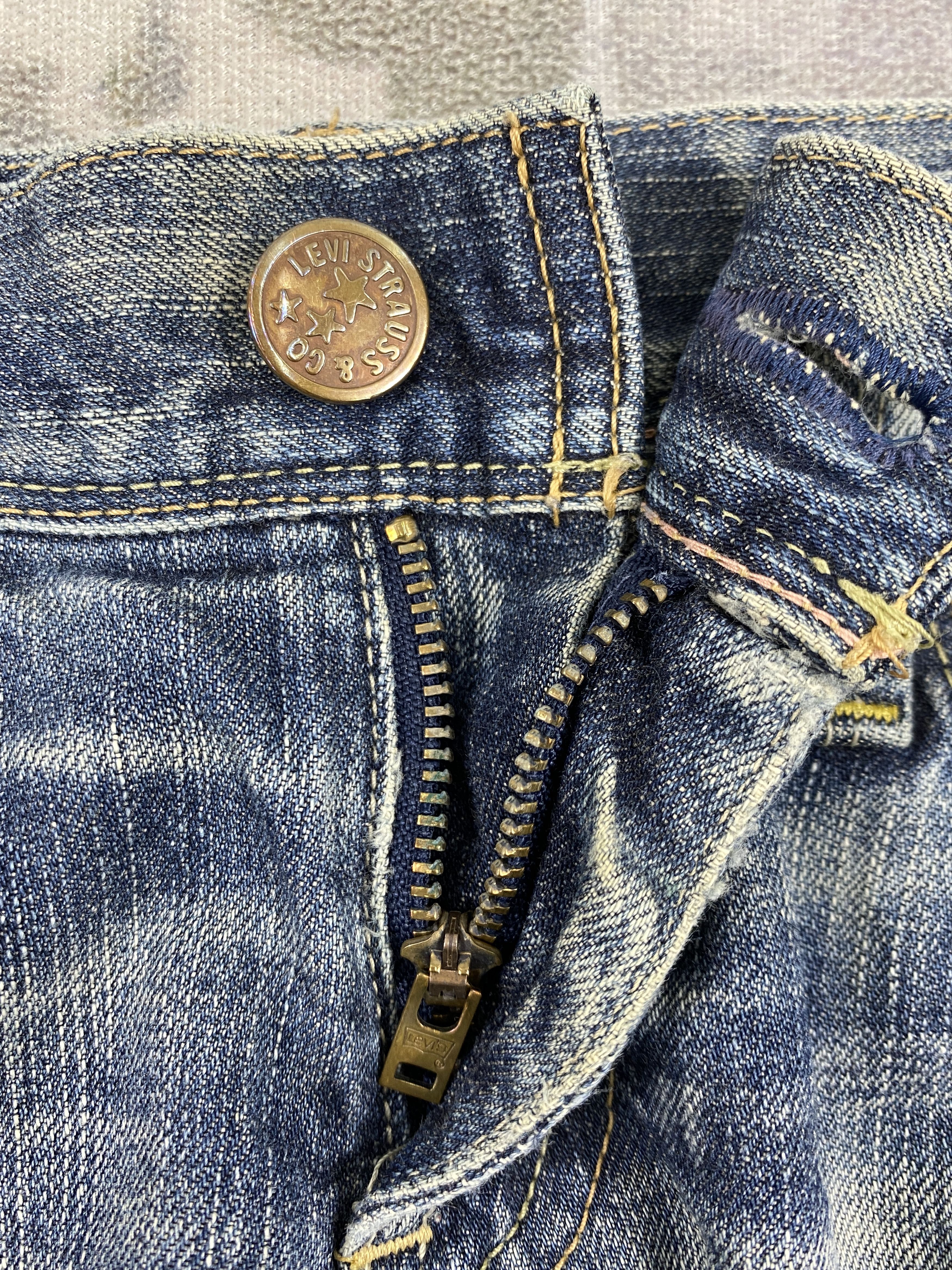 Levi's Distressed Blue Vintage Levi's Jeans 30x29.5 Denim- JN3709 Size 30" / US 8 / IT 44 - 6 Thumbnail