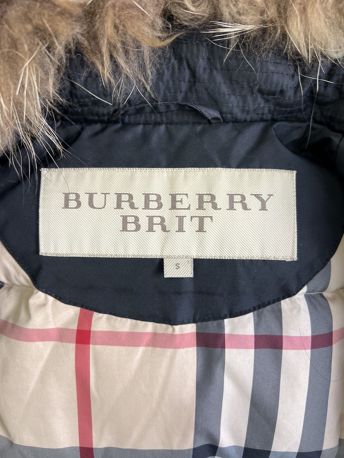 Burberry × Vintage Burberry Brit Women’s down jacket fur Size S / US 4 / IT 40 - 14 Thumbnail