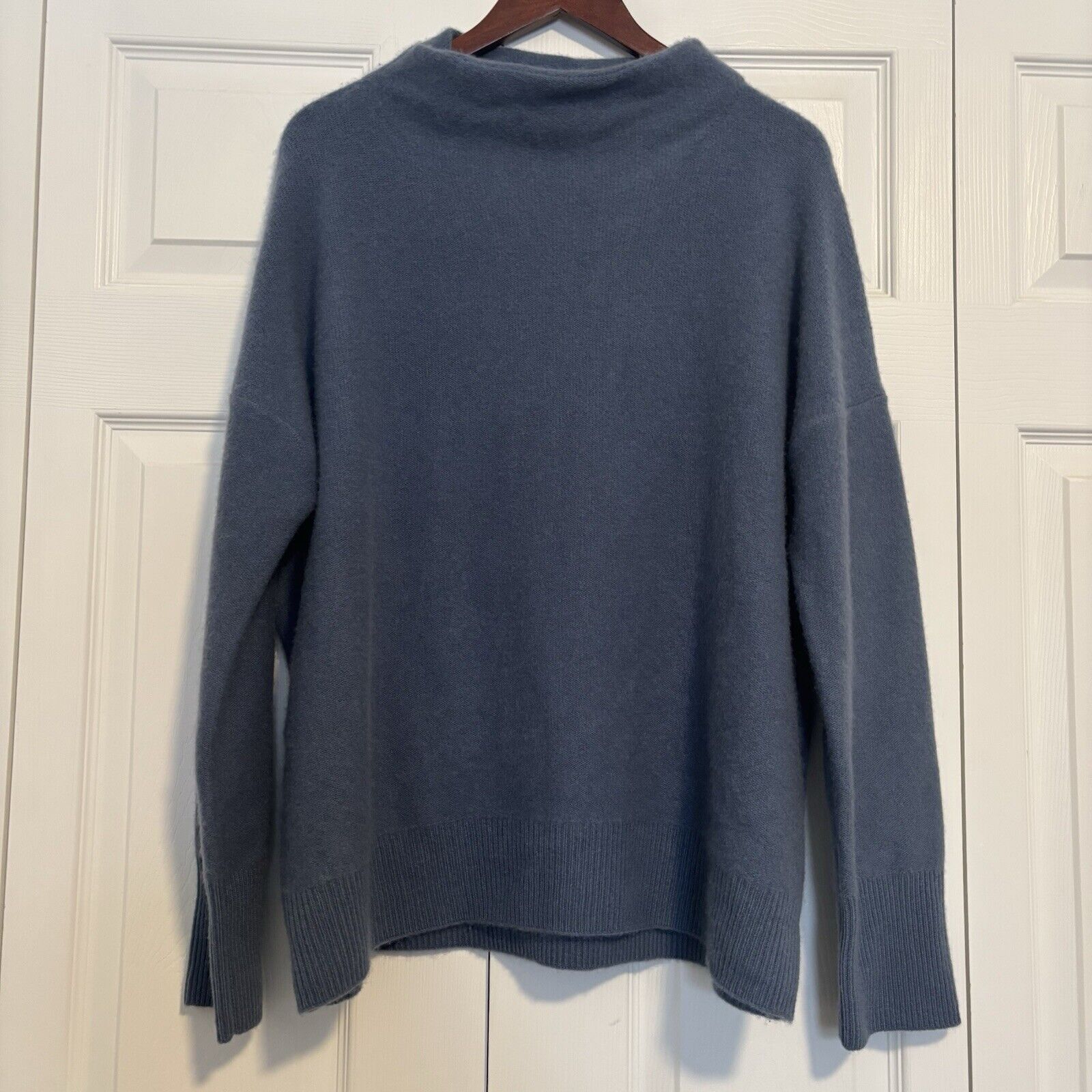 Vince Women’s Vince Cashmere Blue Sweater Mock Neck XL Cashmere Size XL / US 12-14 / IT 48-50 - 2 Thumbnail