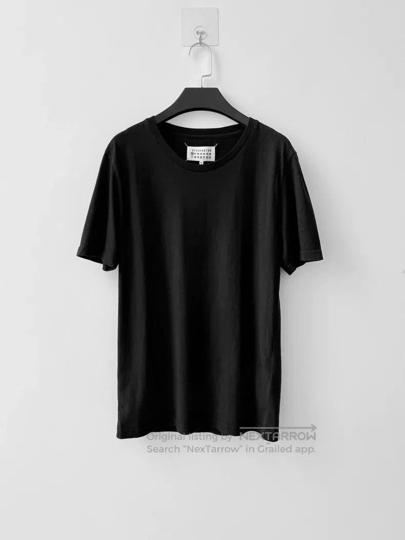 Maison Margiela Maison Margiela Black basic T-shirt Size US S / EU 44-46 / 1 - 1 Thumbnail