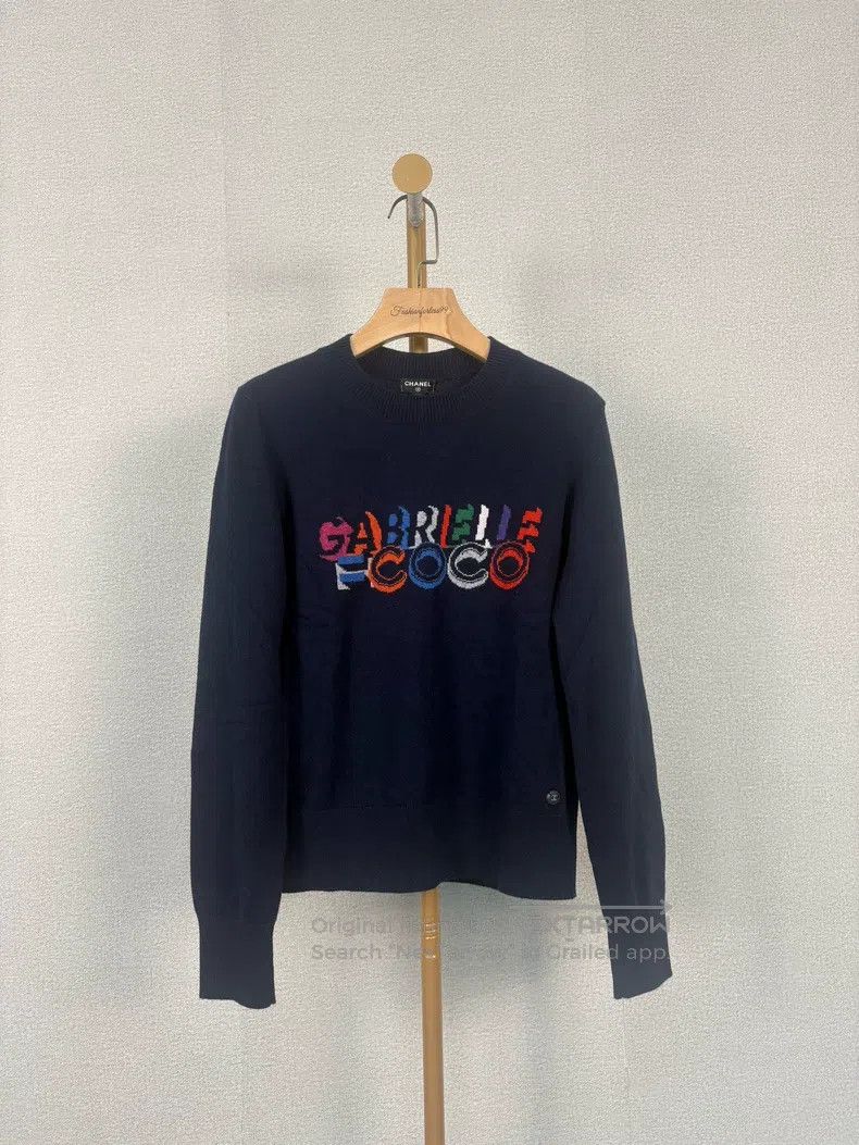 Chanel Chanel Dark blue cashmere sweater long sleeves Size XS / US 0-2 / IT 36-38 - 1 Thumbnail