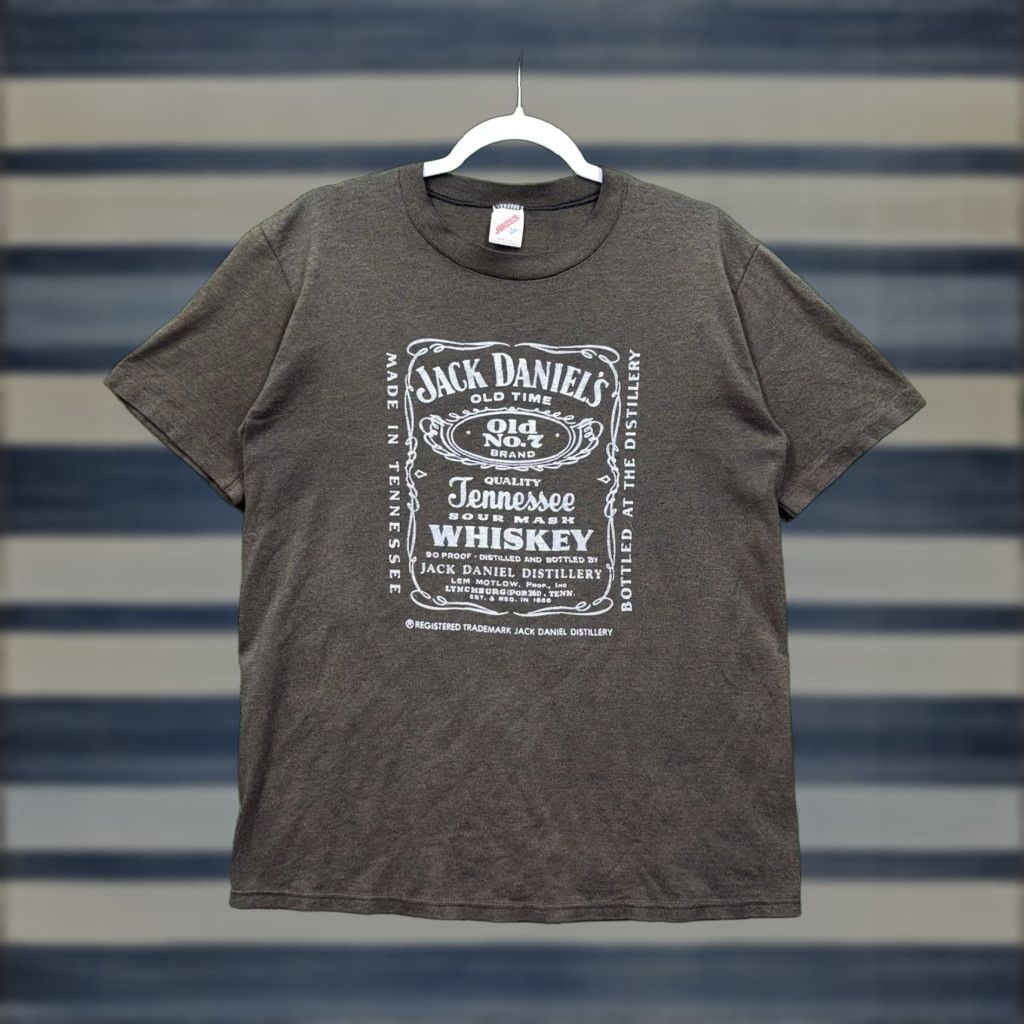 Vintage VINTAGE Jack Daniels 80s Shirt Mens L Brown Cotton Crew Neck Short Sleeve Graphic 80s Tennessee Whiskey Size US L / EU 52-54 / 3 - 1 Thumbnail