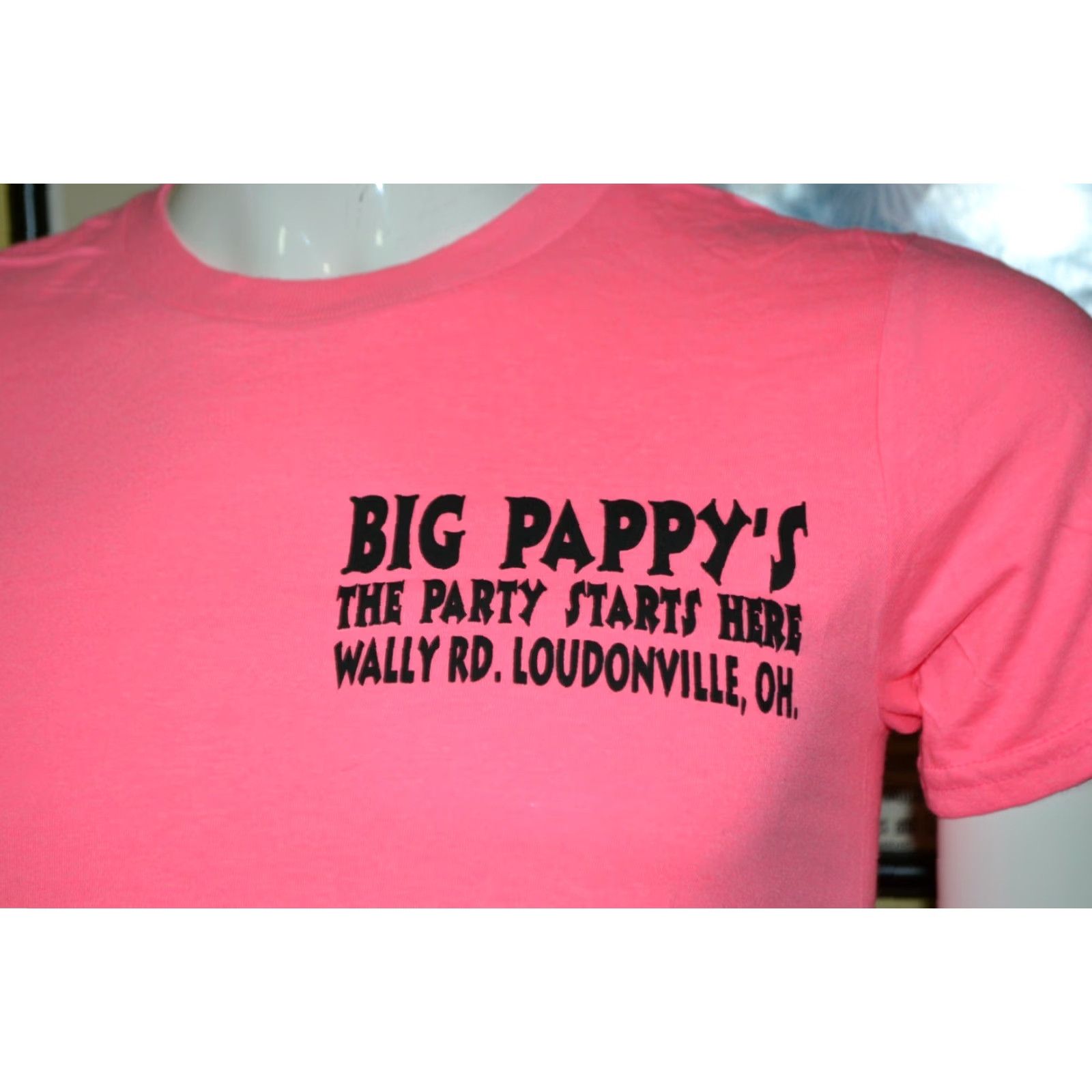 Anvil Big Pappy's Loudonville OH Dive River Stop Store T Shirt Small Party Starts Here Unisex Adults Pink Anvil Graphic Tee Short Sleeve Cotton Blend 90s? Size US S / EU 44-46 / 1 - 3 Thumbnail