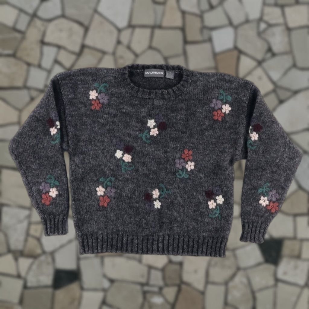 Vintage VTG Maurices Flower Mohair Crewneck Sweater Charcoal Women’s M Shirt Size M / US 6-8 / IT 42-44 - 1 Thumbnail