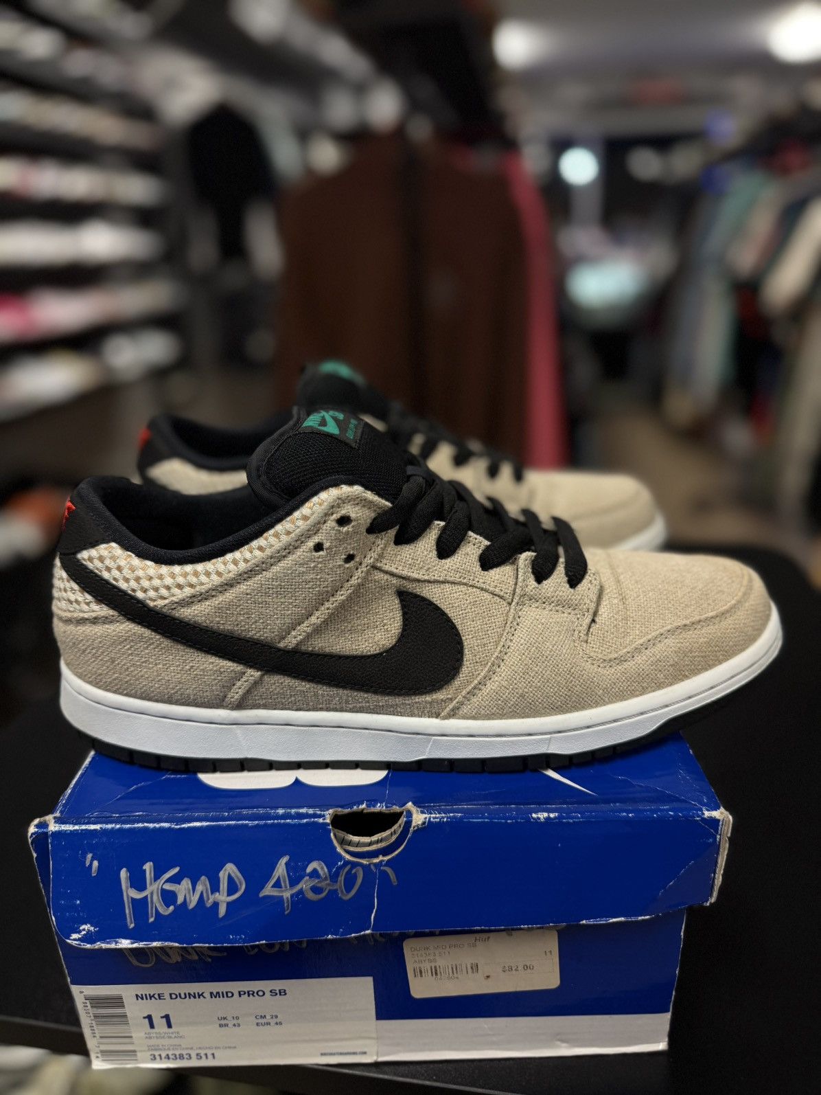 Nike Size 11 - Nike SB Dunk Low Hemp 420 (313170-206) 2016 Size US 11 / EU 44 - 1 Thumbnail