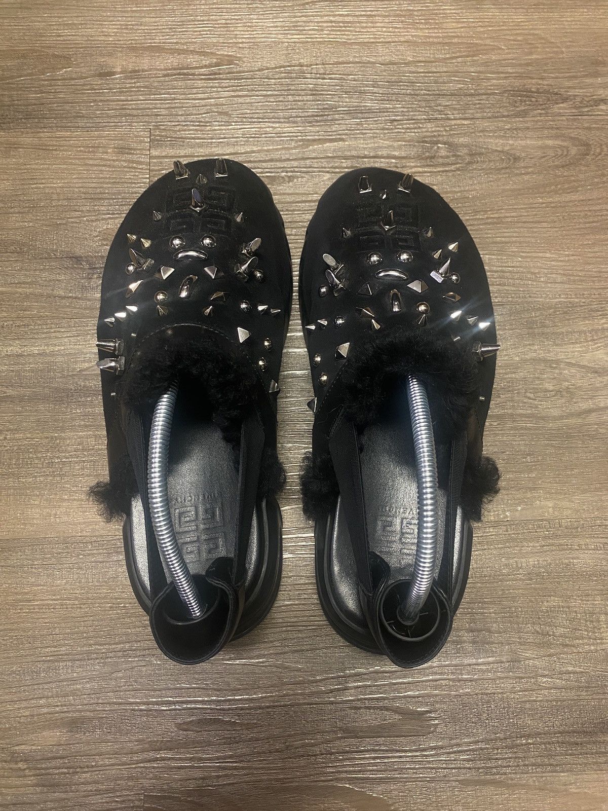 Givenchy Givenchy Black Spiked Marshmallow Sandals Size US 10 / EU 43 - 2 Thumbnail