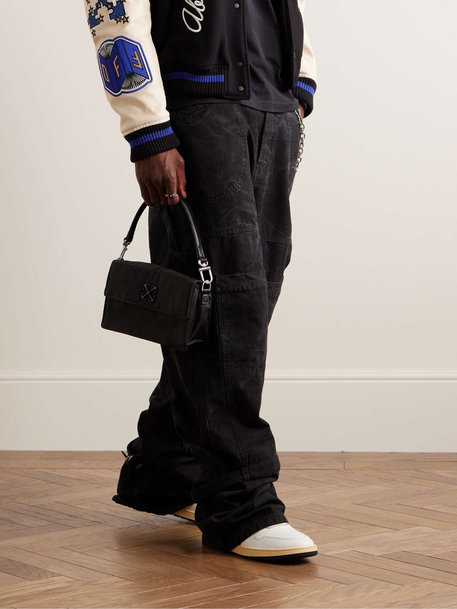 Off-White o1y0225 Size : OS / Logo Handbag in Black Size ONE SIZE - 4 Thumbnail