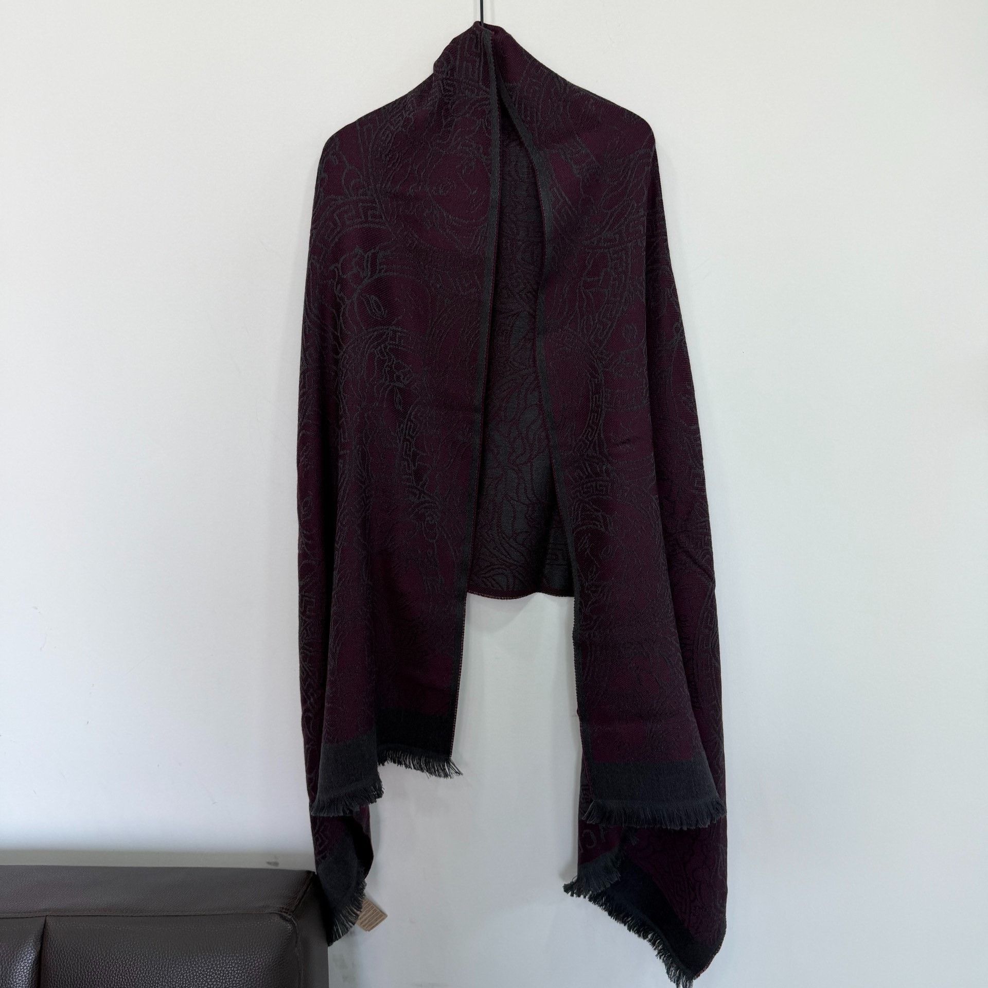 Versace Versace Wool Scarf one size Men Size ONE SIZE - 1 Thumbnail