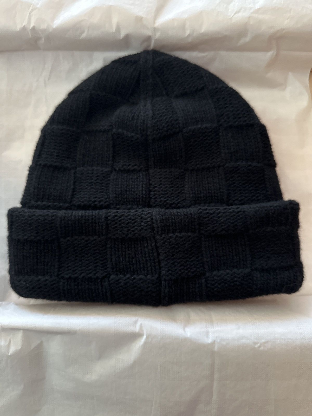 Louis Vuitton Louis Vuitton Pearls Beanie Size ONE SIZE - 2 Thumbnail