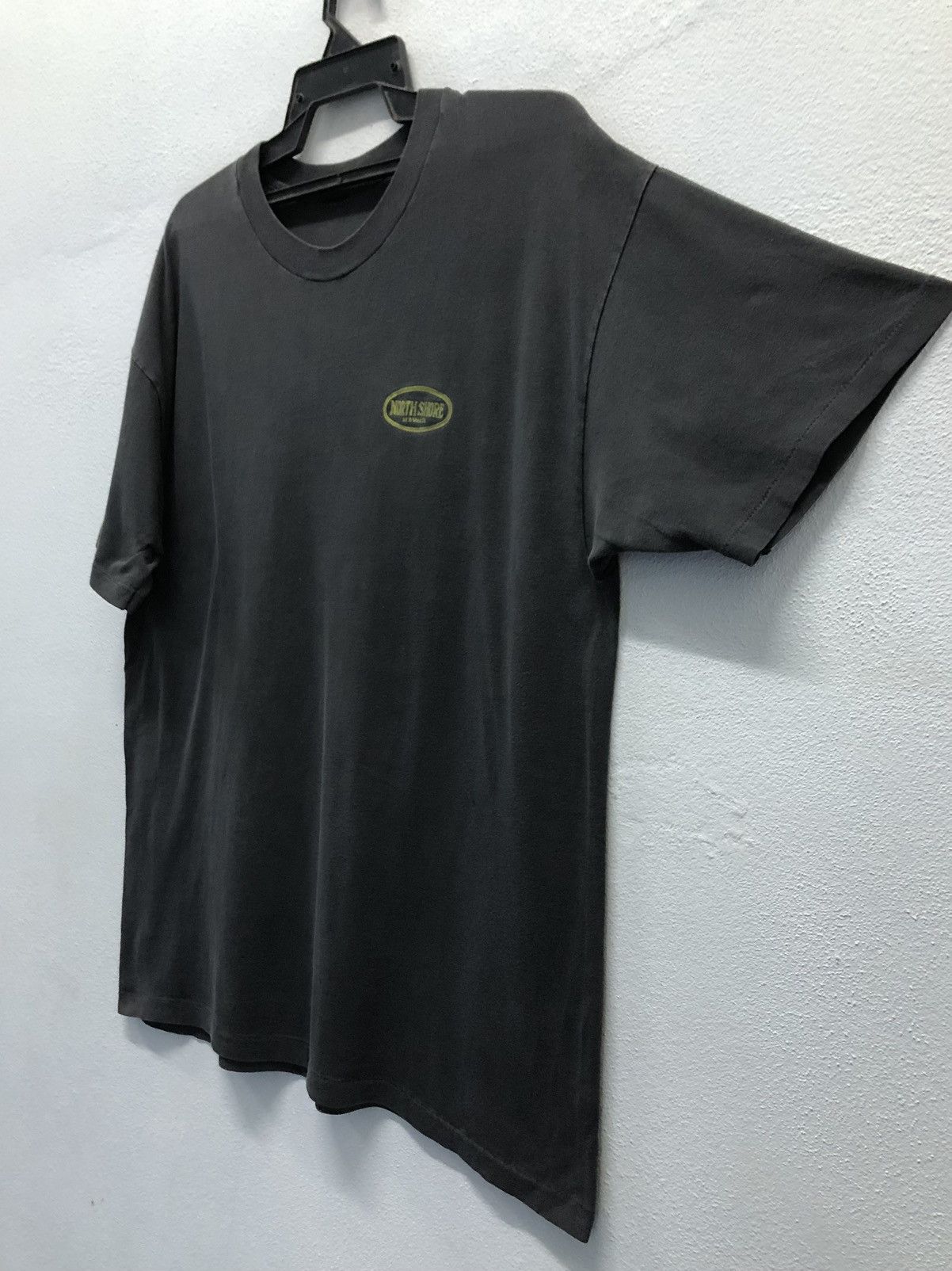 Vintage Vintage Long Board North Shore Hawaii T-Shirt Size US L / EU 52-54 / 3 - 6 Thumbnail