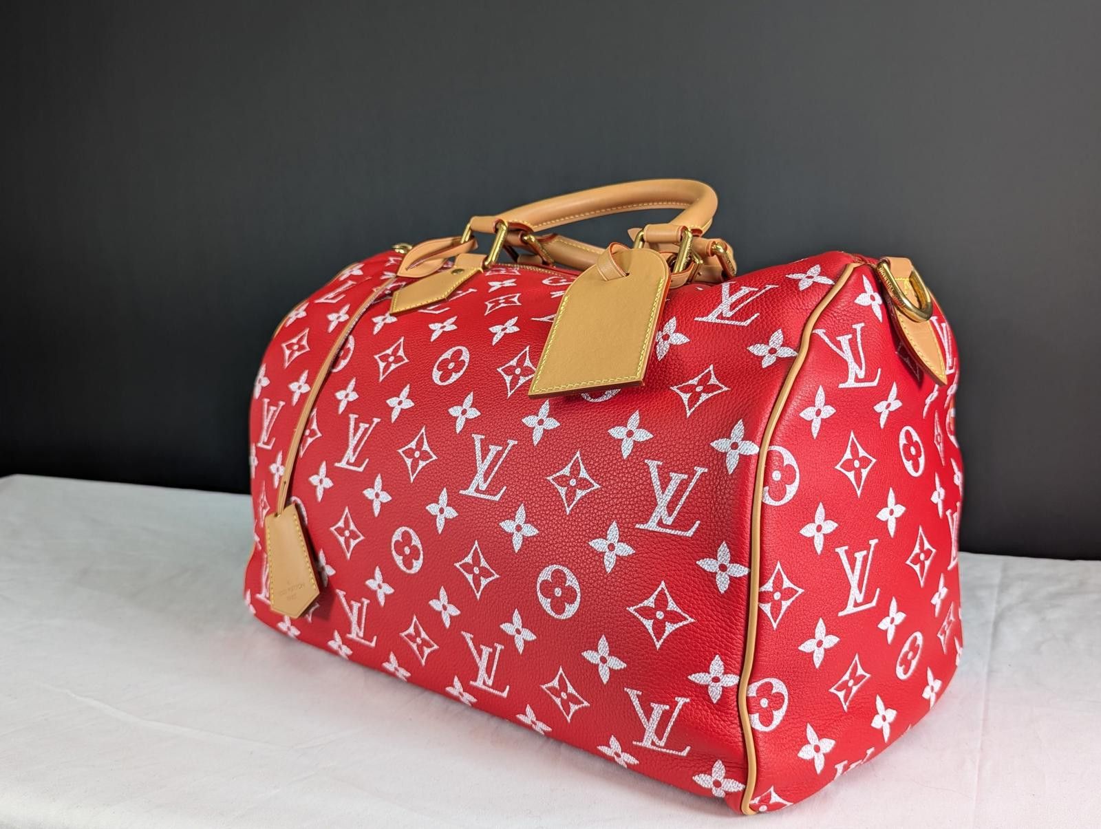 Louis Vuitton Louis Vuitton P9 Speedy Bandouliere 40 in Red Size ONE SIZE - 2 Thumbnail
