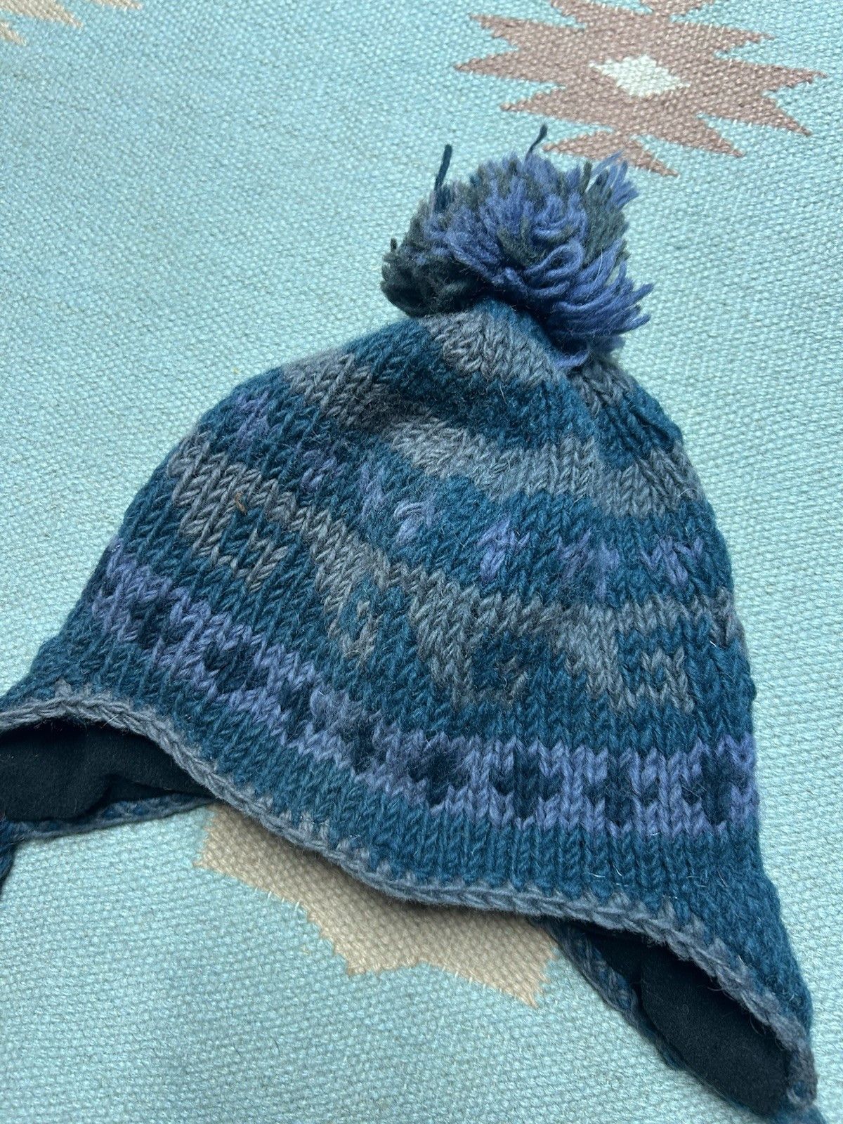 Vintage knit beanie Pom hat winter wool made Nepal geometric adult Size ONE SIZE - 2 Thumbnail