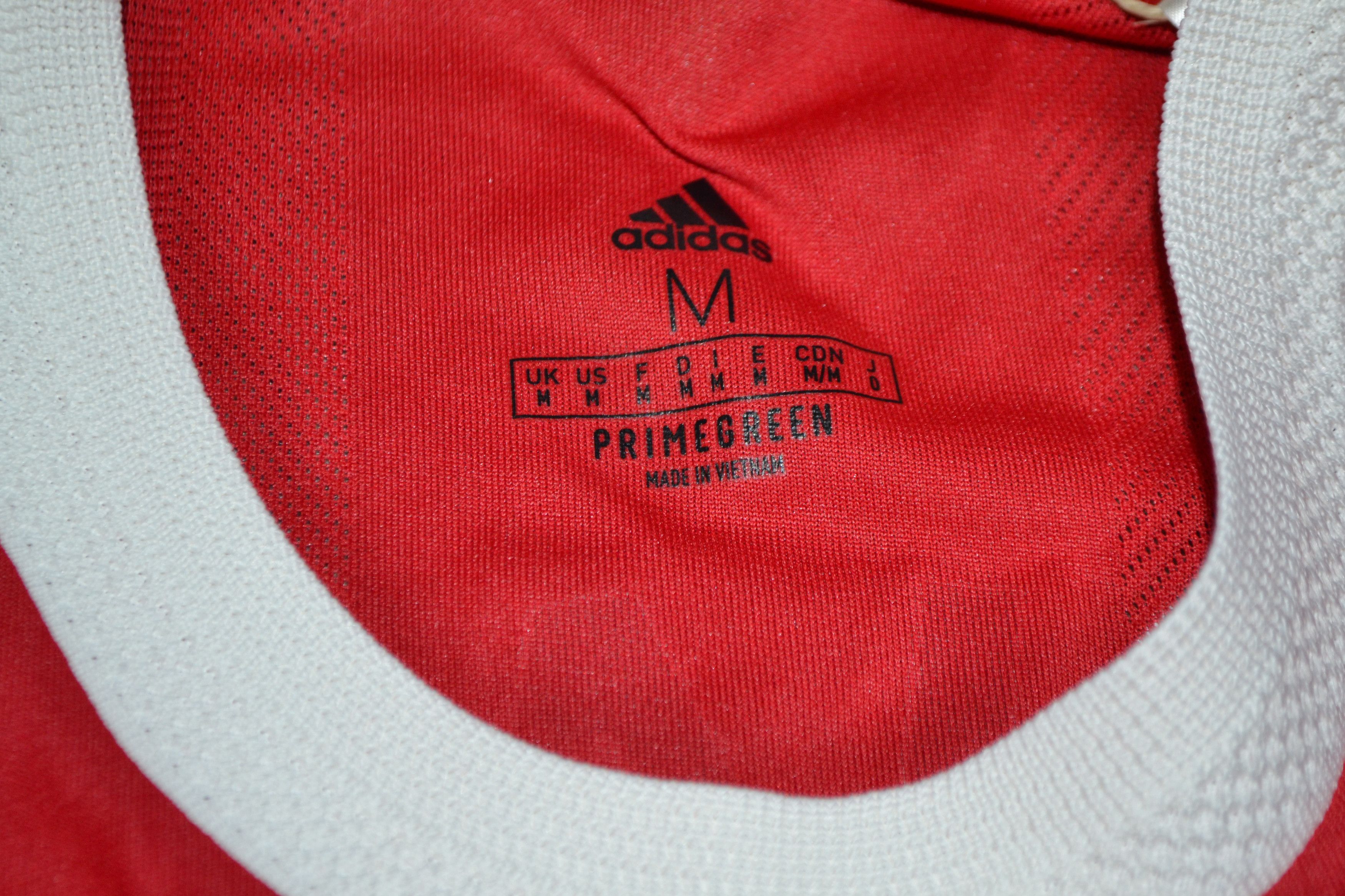 Adidas AUTHENTIC Ronaldo Manchester United Shirt 2021 2022 Jersey Size US M / EU 48-50 / 2 - 3 Thumbnail
