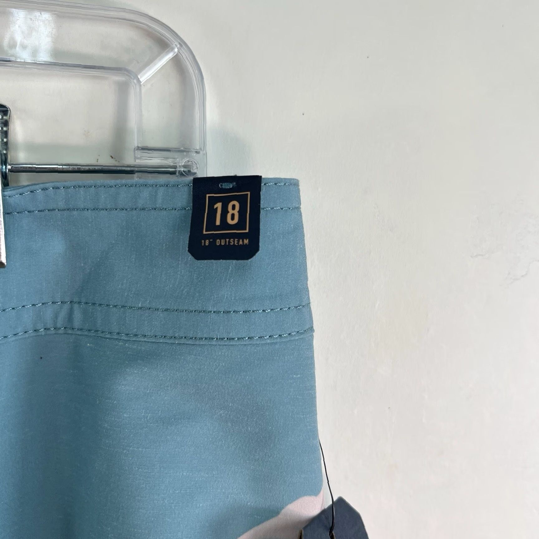 Roark ROARK The Passage Short Board Shorts Men’s Size 33 Turquoise Lined Casual Gym Size US 33 - 3 Thumbnail