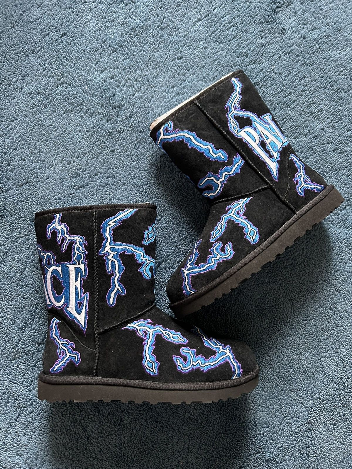palace-palace-ugg-classic-short-boots-grailed