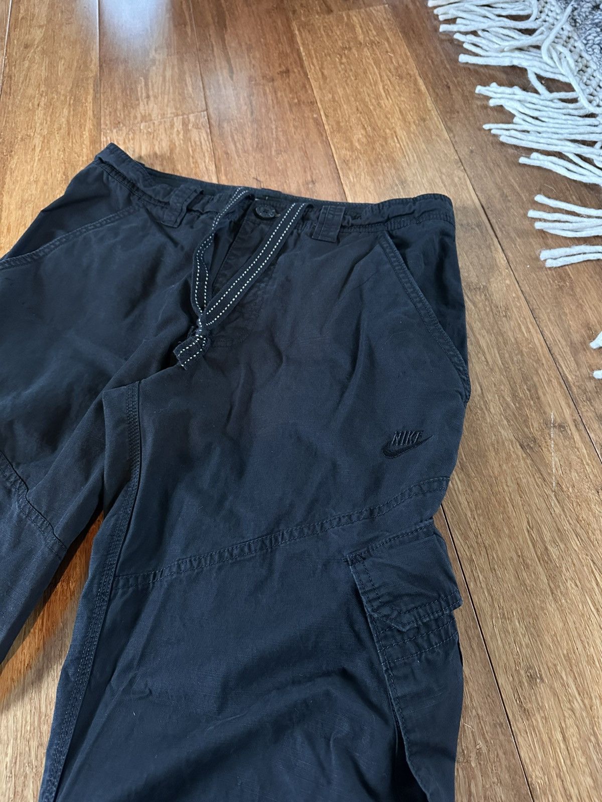 Vintage Vintage Nike Cargo Pants Size US 30 / EU 46 - 2 Thumbnail