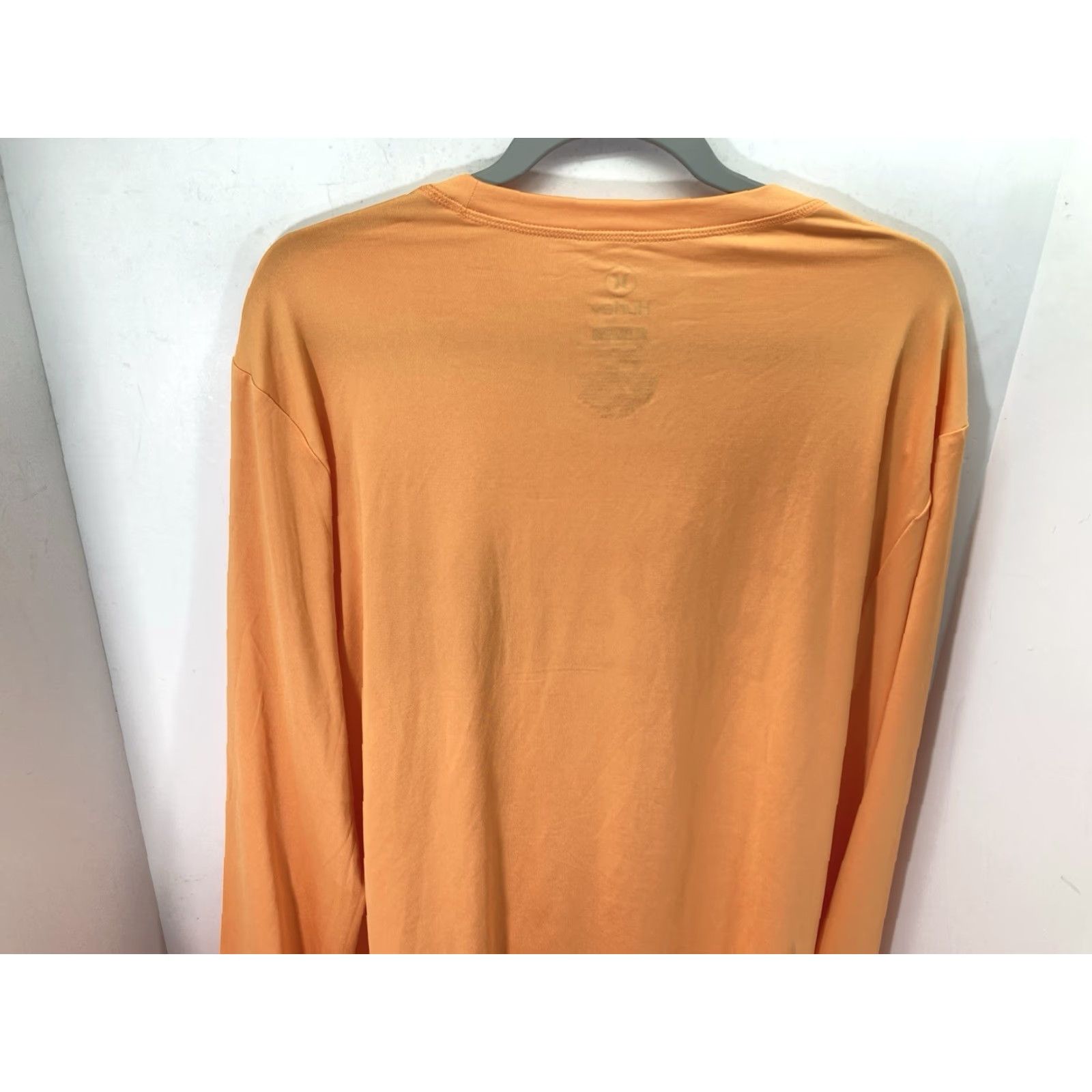 Hurley **Hurley UV TShirt Men XL Orange Moisture Wicking Long Sleeve** User: Hurley UV TShirt Men XL Orange Moisture Wicking Long Sleeve Size US XL / EU 56 / 4 - 7 Thumbnail
