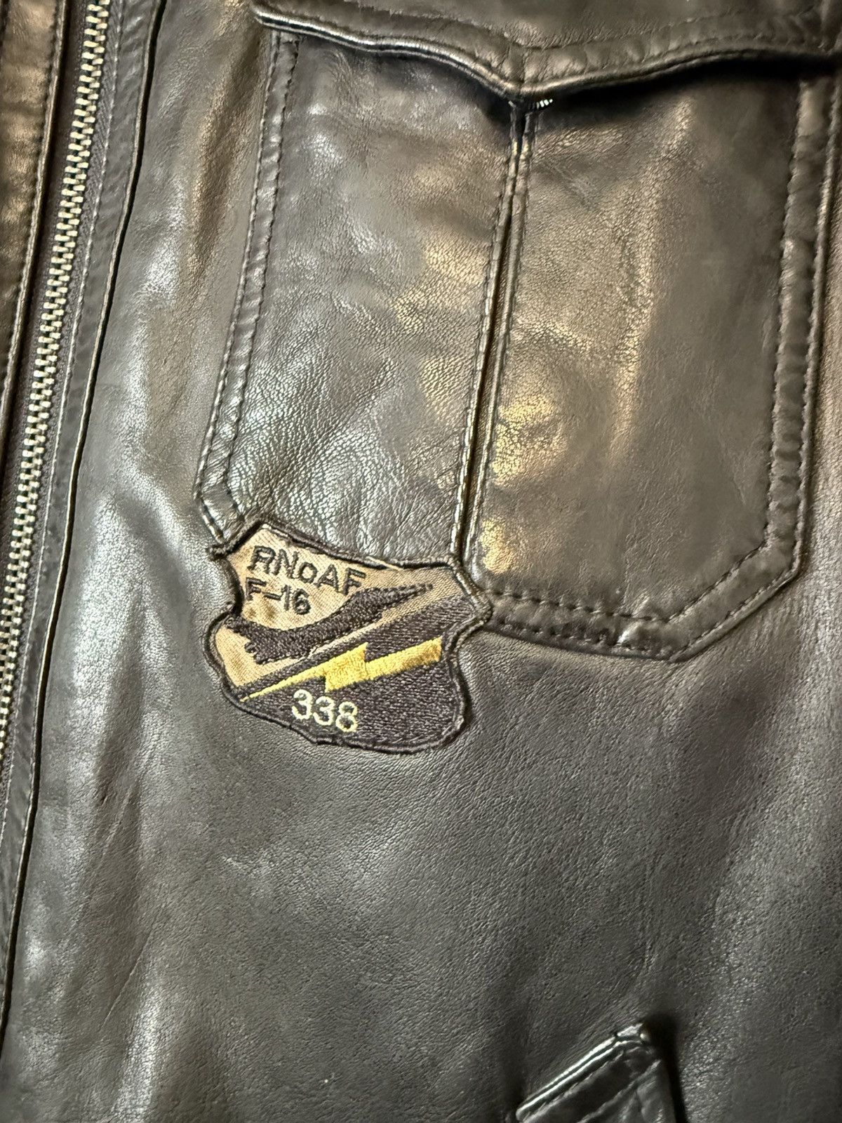 Other Q21 Size US L / EU 52-54 / 3 - 4 Thumbnail