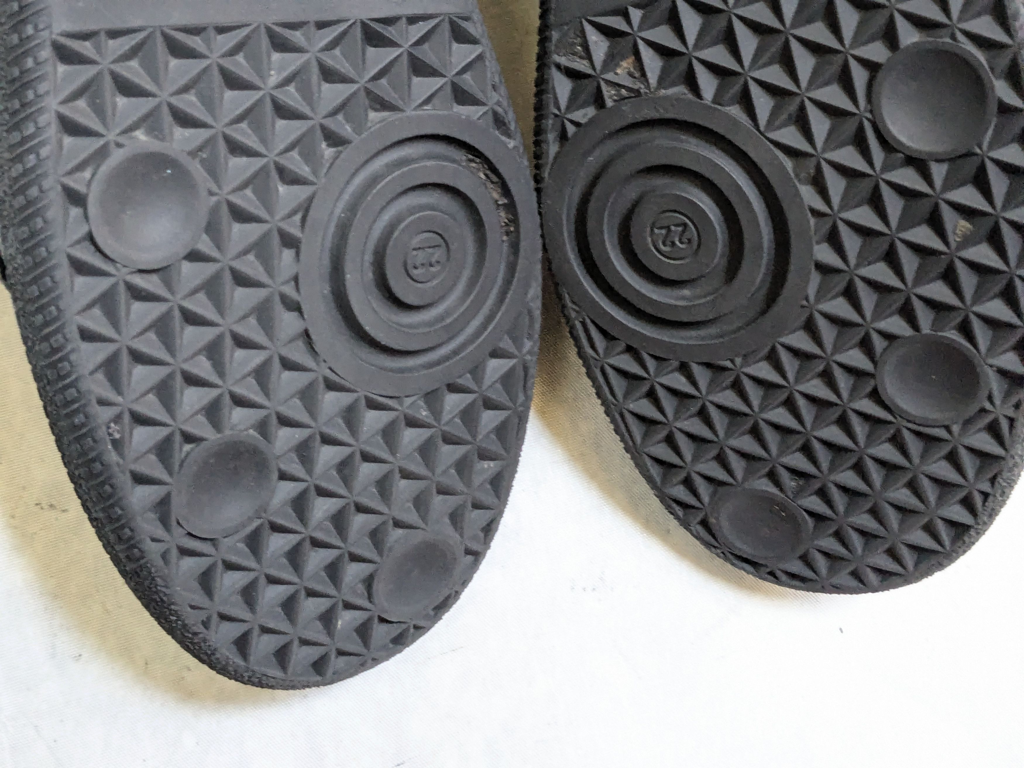Maison Margiela Maison Margiela GAT Replica Black 10 43 Canvas Low Size US 10 / EU 43 - 18 Thumbnail