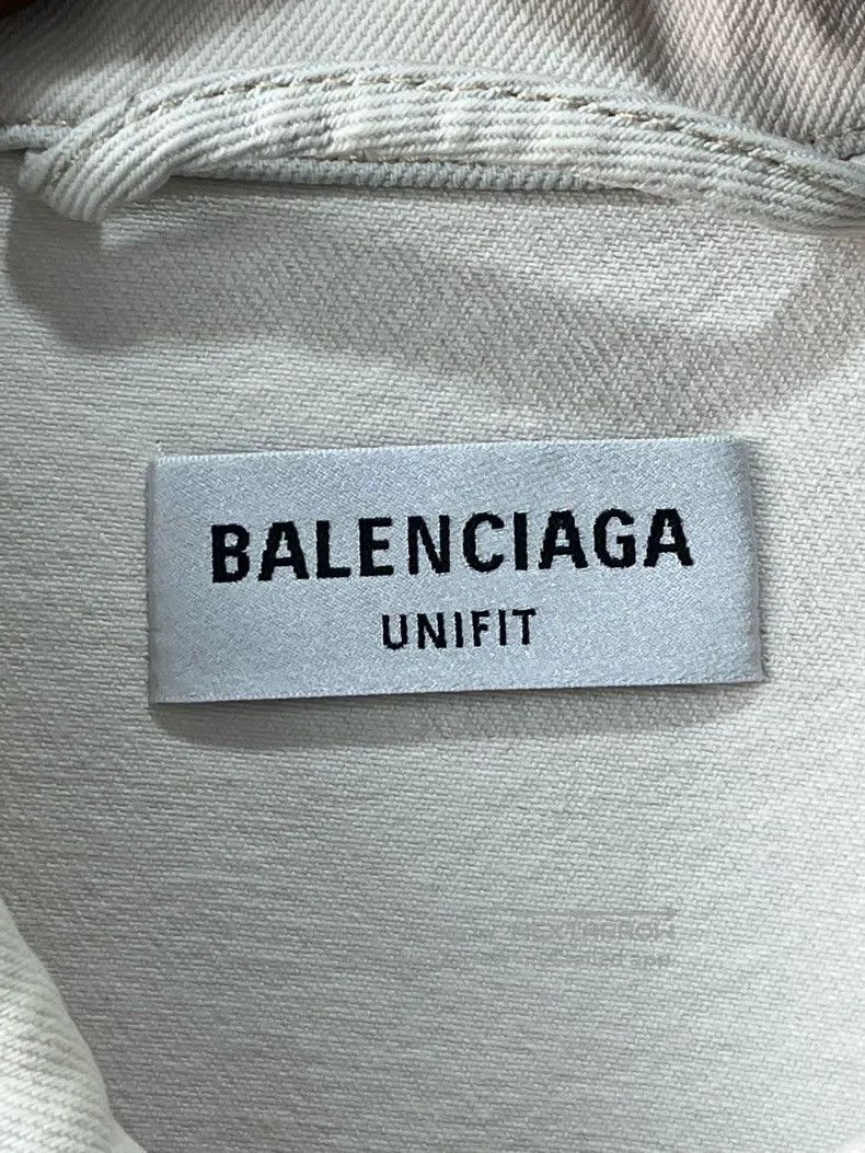 Balenciaga Balenciaga Embroidered white denim jacket Size US XS / EU 42 / 0 - 2 Thumbnail