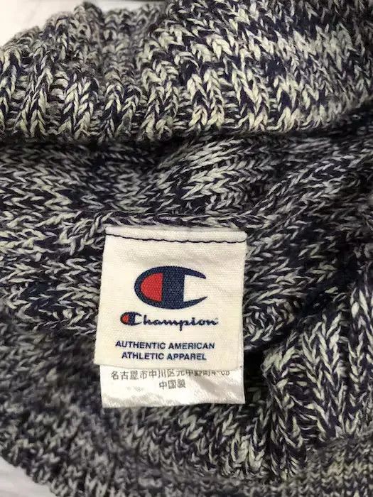 Champion Vintage Champion Small Logo Beanie Hat Size ONE SIZE - 4 Thumbnail