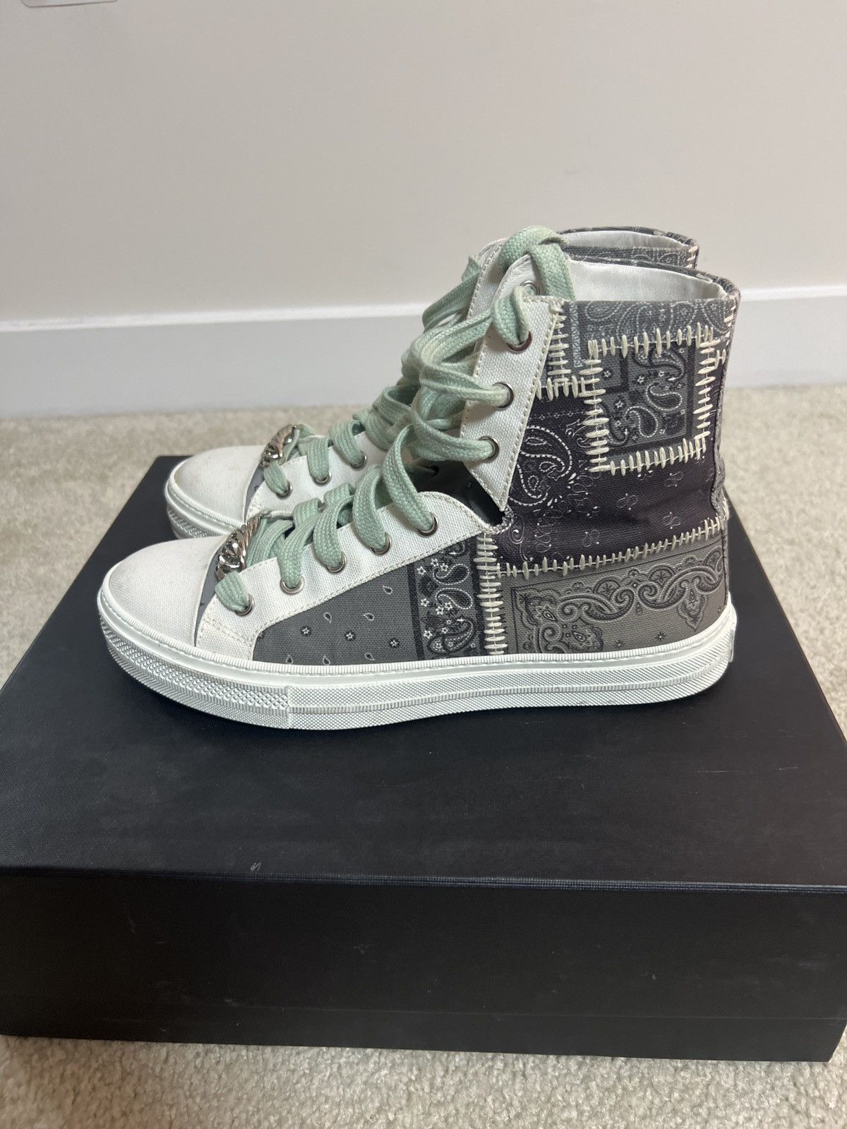 Amiri Bandana Reconstructed Sneakers in Multicolor Size US 8 / EU 41 - 2 Thumbnail