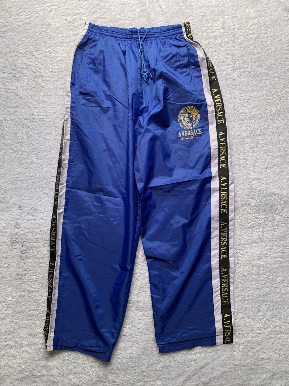 Versace Vintage versace tapped nylon track pant Size US 30 / EU 46 - 1 Thumbnail