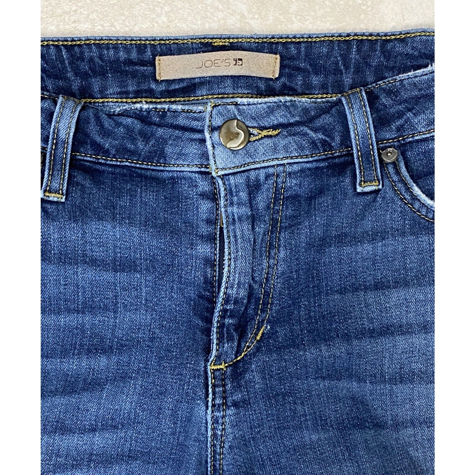 Joe's Joe's Jeans Mid Rise Asymmetrical Fray Hem Skinny Jeans Size 30" / US 8 / IT 44 - 2 Thumbnail