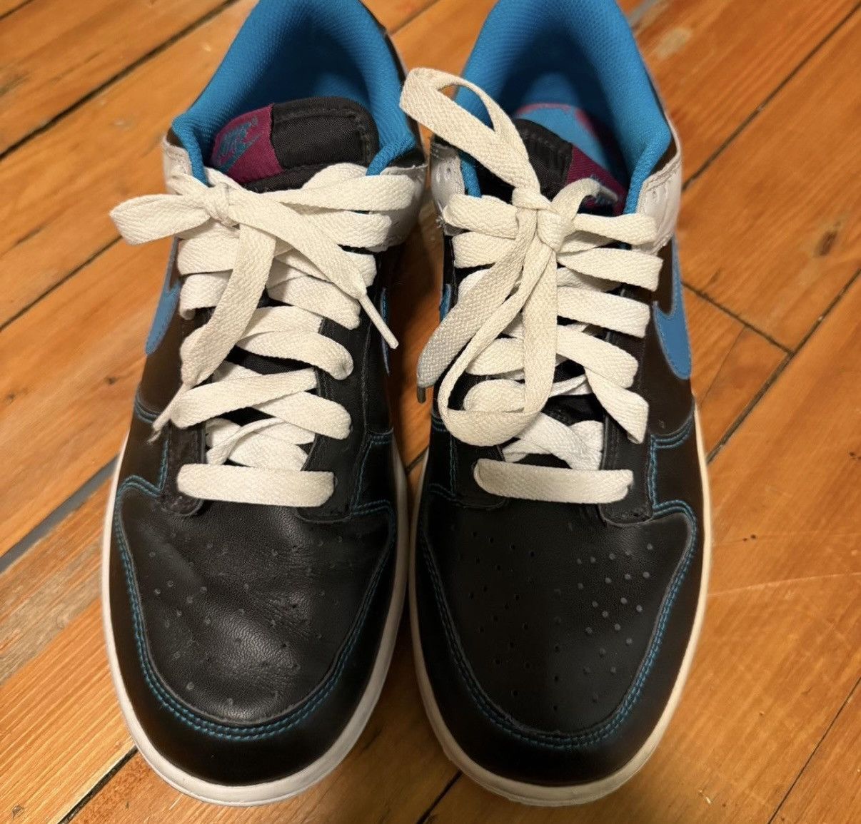 Nike Vintage nike dunk neo-turquoise sz 8 Size US 8 / EU 41 - 1 Thumbnail