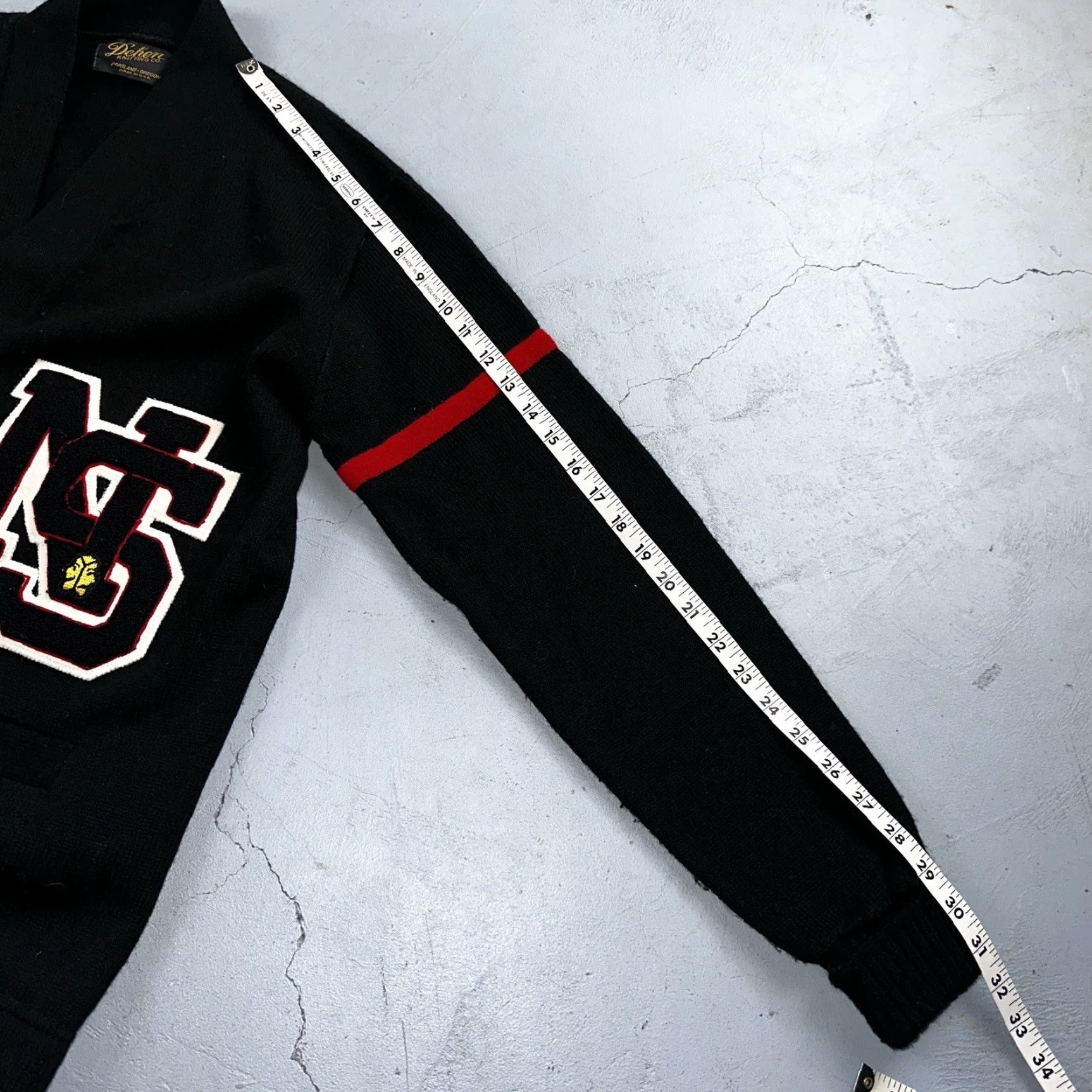 Vintage Vintage Dehen Varsity Letterman Cardigan Sweater Size 44 Black 1990s NS Size US XXL / EU 58 / 5 - 7 Thumbnail
