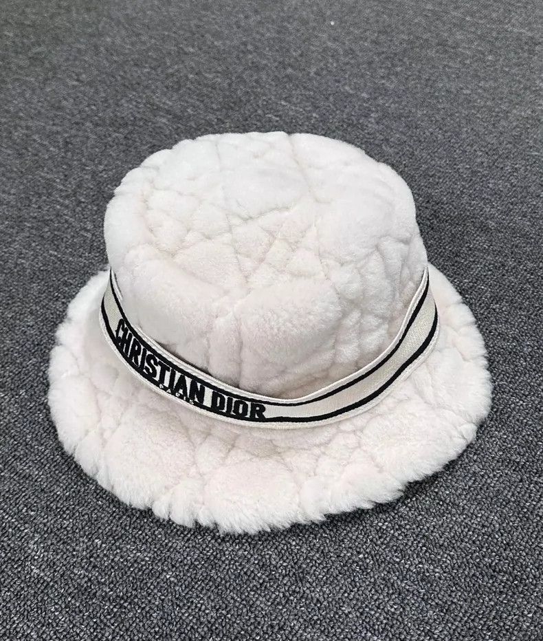 Dior Dior Fleece Logo Bucket Hat-2506 Size ONE SIZE - 4 Thumbnail
