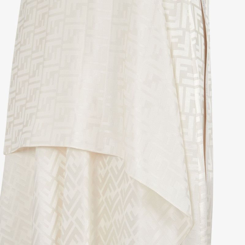 Fendi o1loc1c0126 Skirt in Beige Size 30" / US 8 / IT 44 - 3 Thumbnail