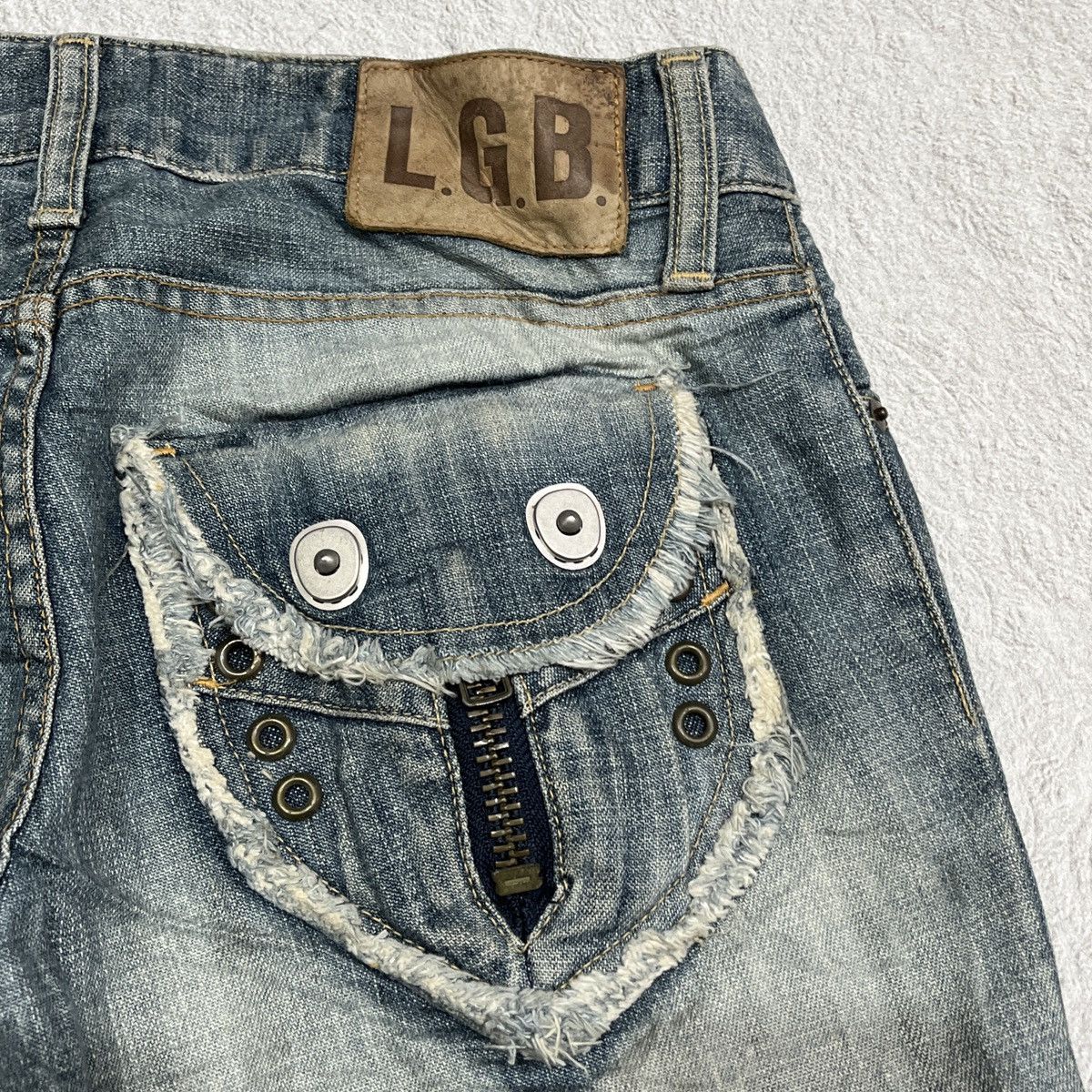 Le Grande Bleu (L.G.B.) 2000s L.G.B. If Six Was Nine Distressed Cut Denim Size US 30 / EU 46 - 2 Thumbnail