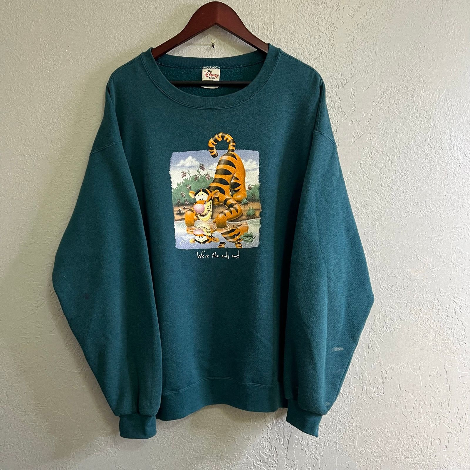 Disney Vintage Tigger Crewneck Sweatshirt The Disney Store Sz XL Size US XL / EU 56 / 4 - 1 Thumbnail