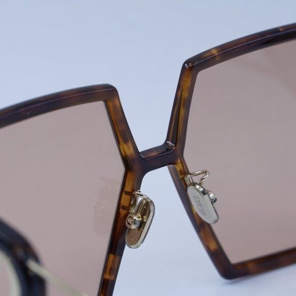 Dior Dior 30MONTAIGNE SU 26L0 Sunglasses Havana/Gold Square Frame Size ONE SIZE - 5 Thumbnail