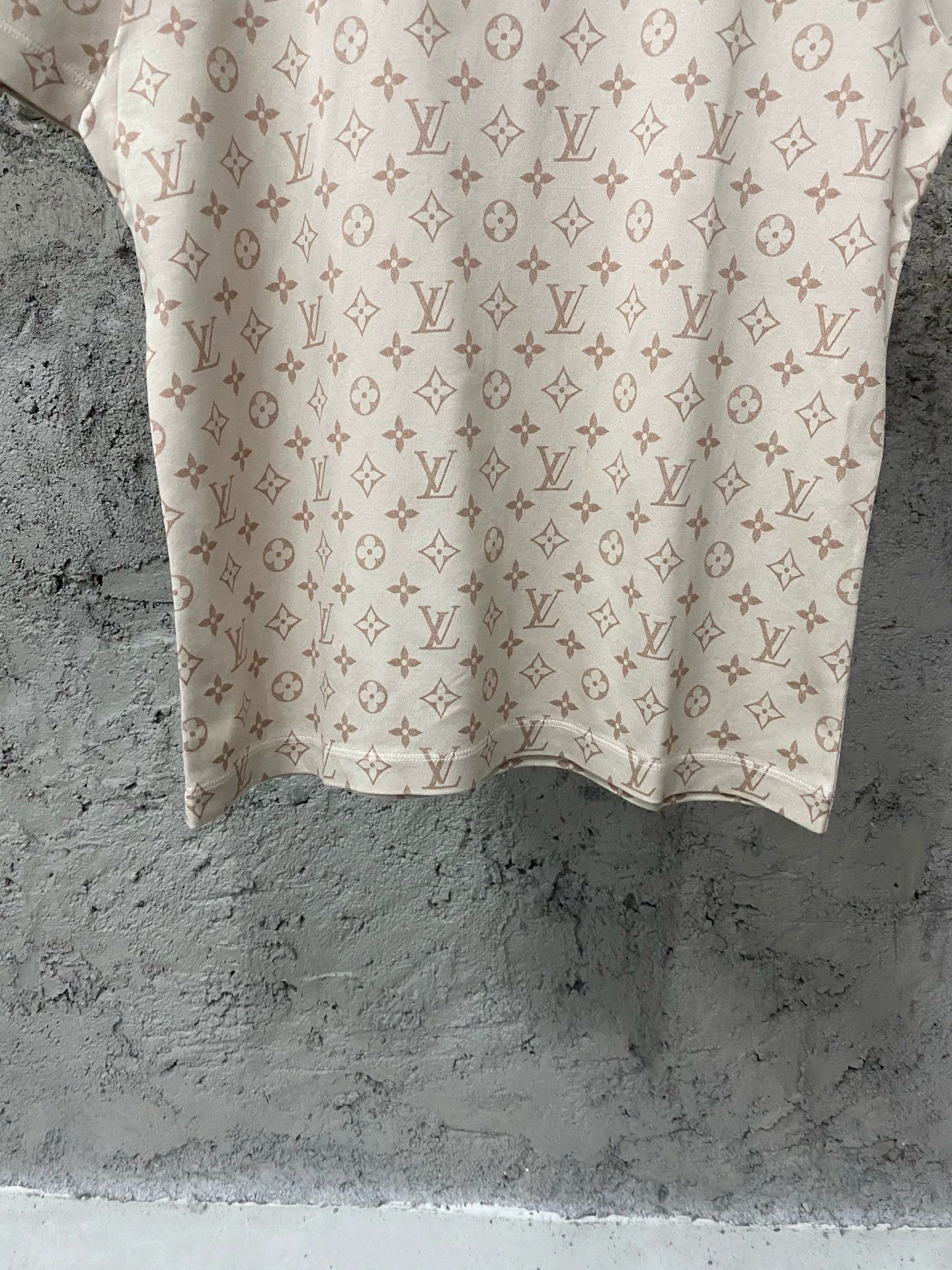 Louis Vuitton LV Monogram Chain Short-Sleeve T-Shirt Size S Size S / US 4 / IT 40 - 4 Thumbnail