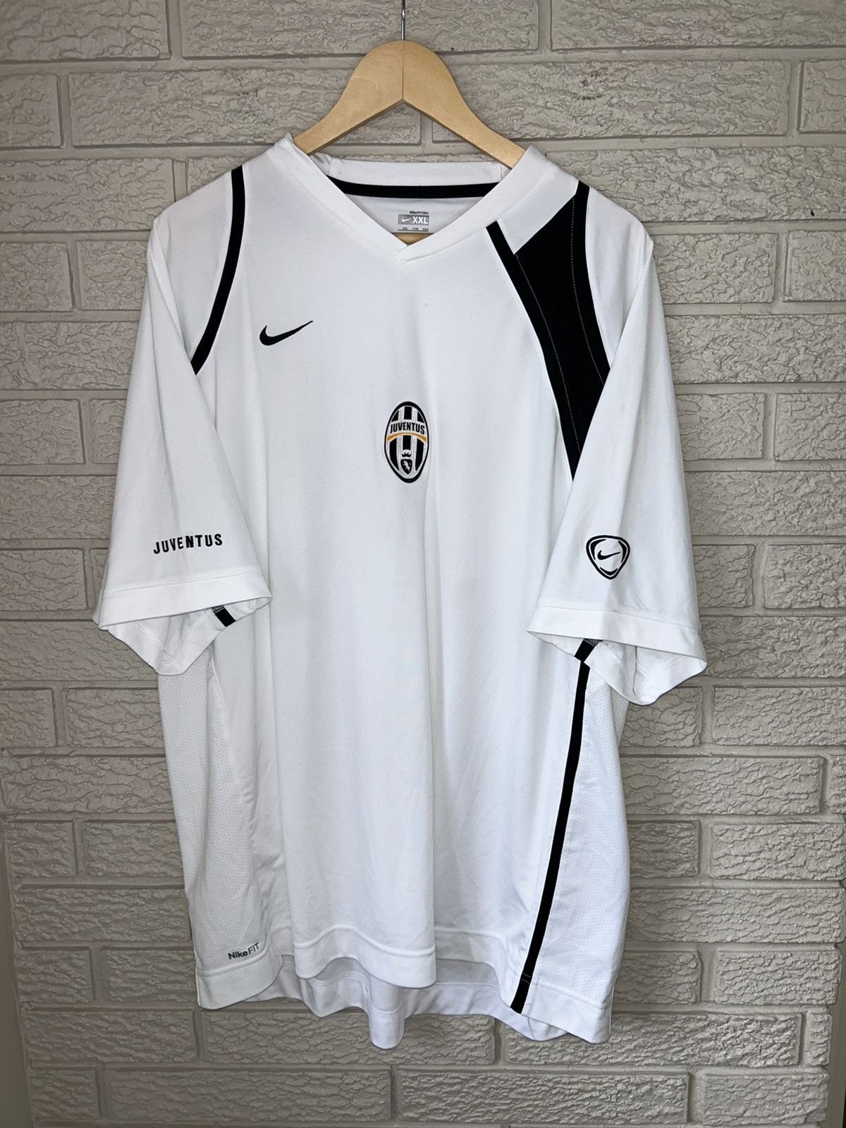 Nike Nike Juventus 2005-2006 Soccer Jersey Size US XXL / EU 58 / 5 - 1 Thumbnail