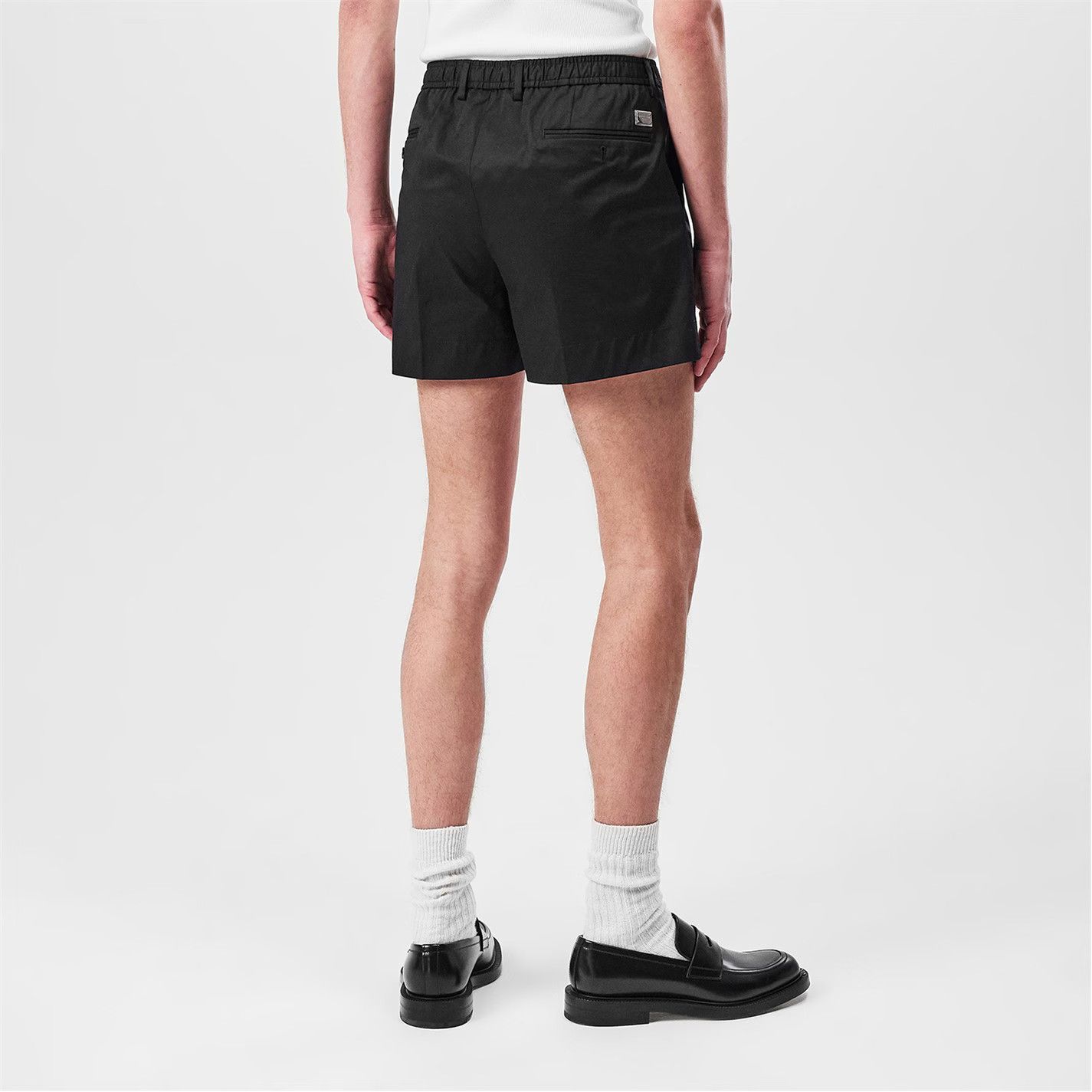 Dolce & Gabbana o1g2r1mq0426 Pleated Tailored Shorts in Black Size US 32 / EU 48 - 4 Thumbnail